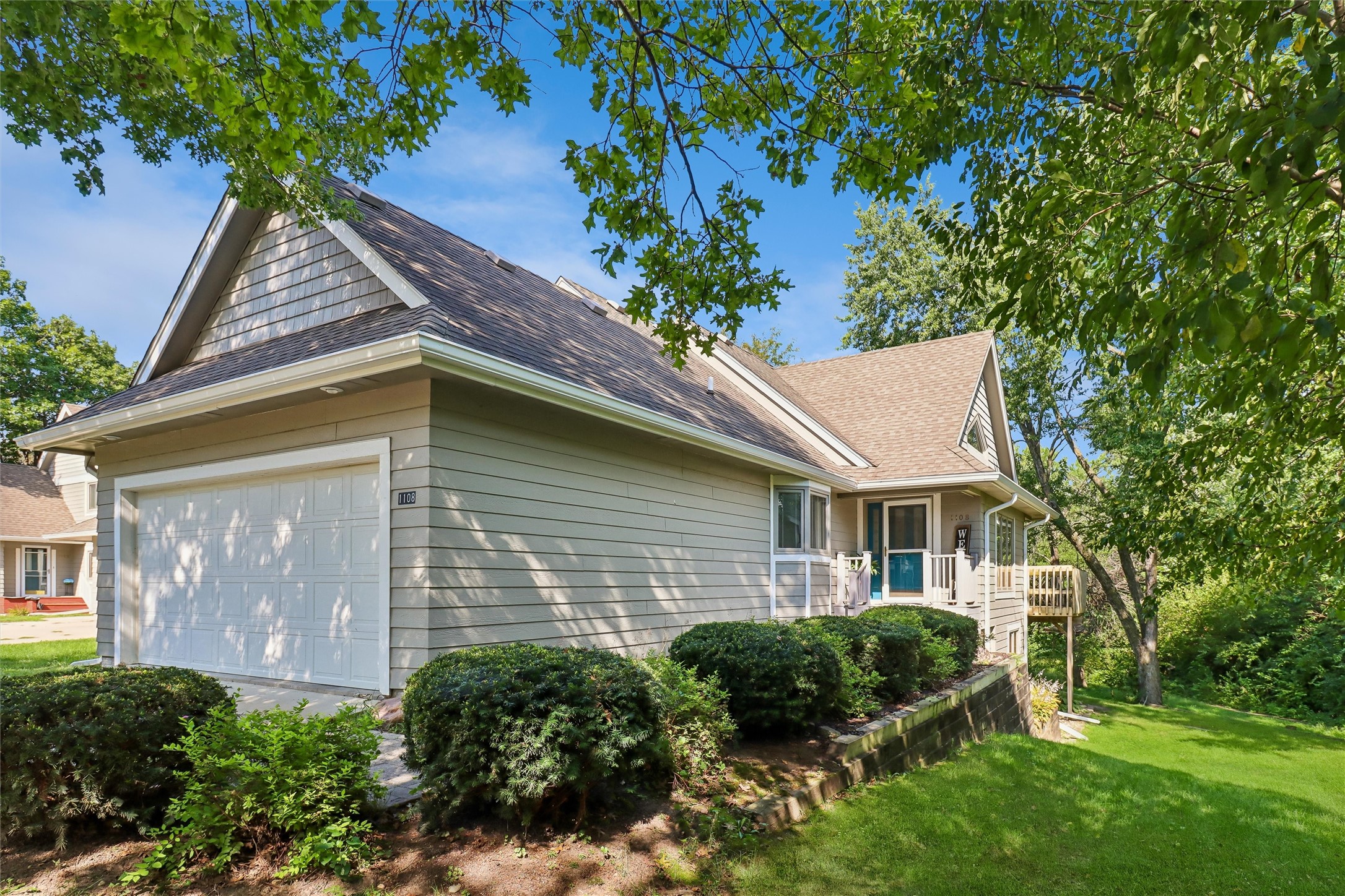 1108 SE Mallard Creek Drive — photo