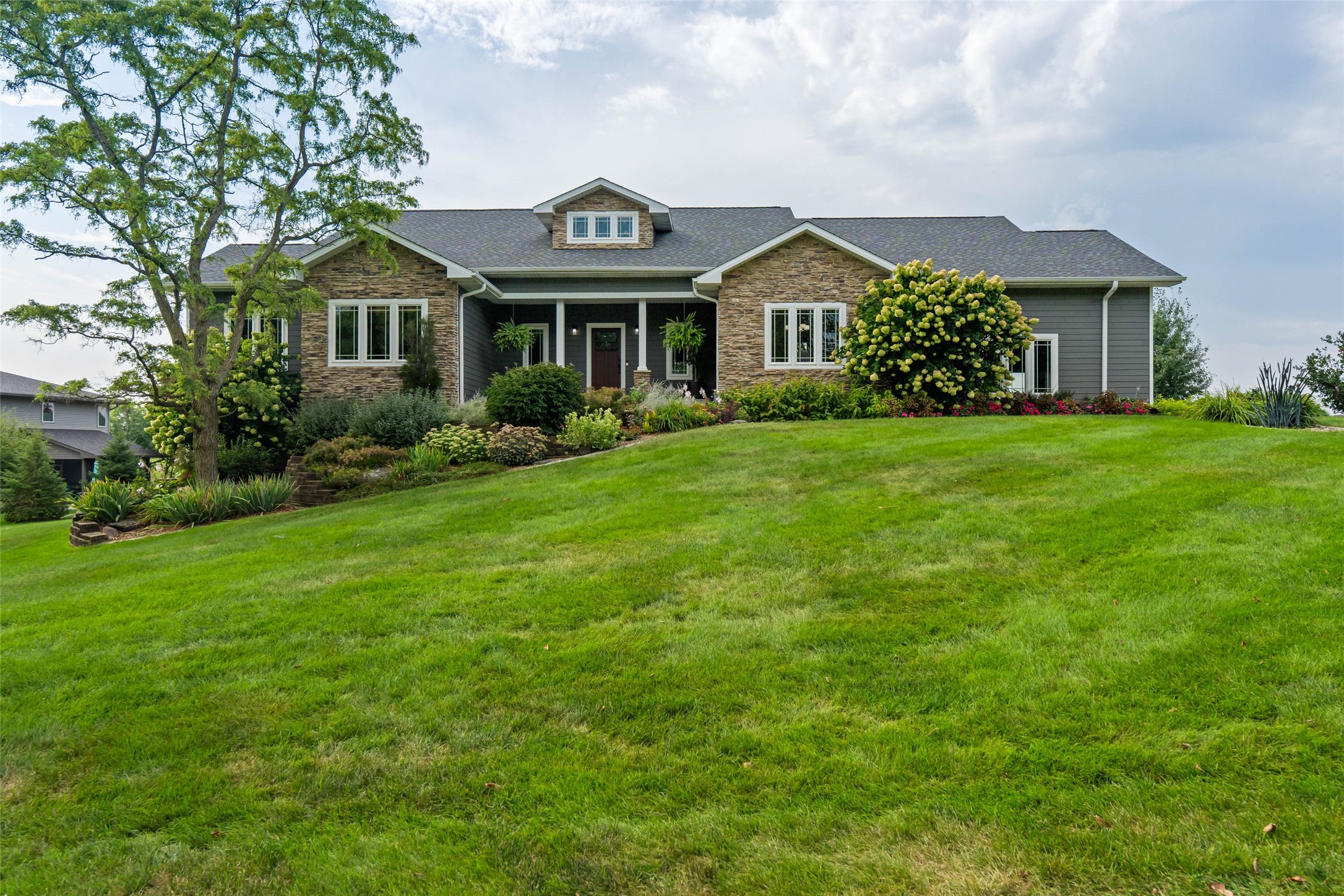 3236 N Fernwood Drive — photo