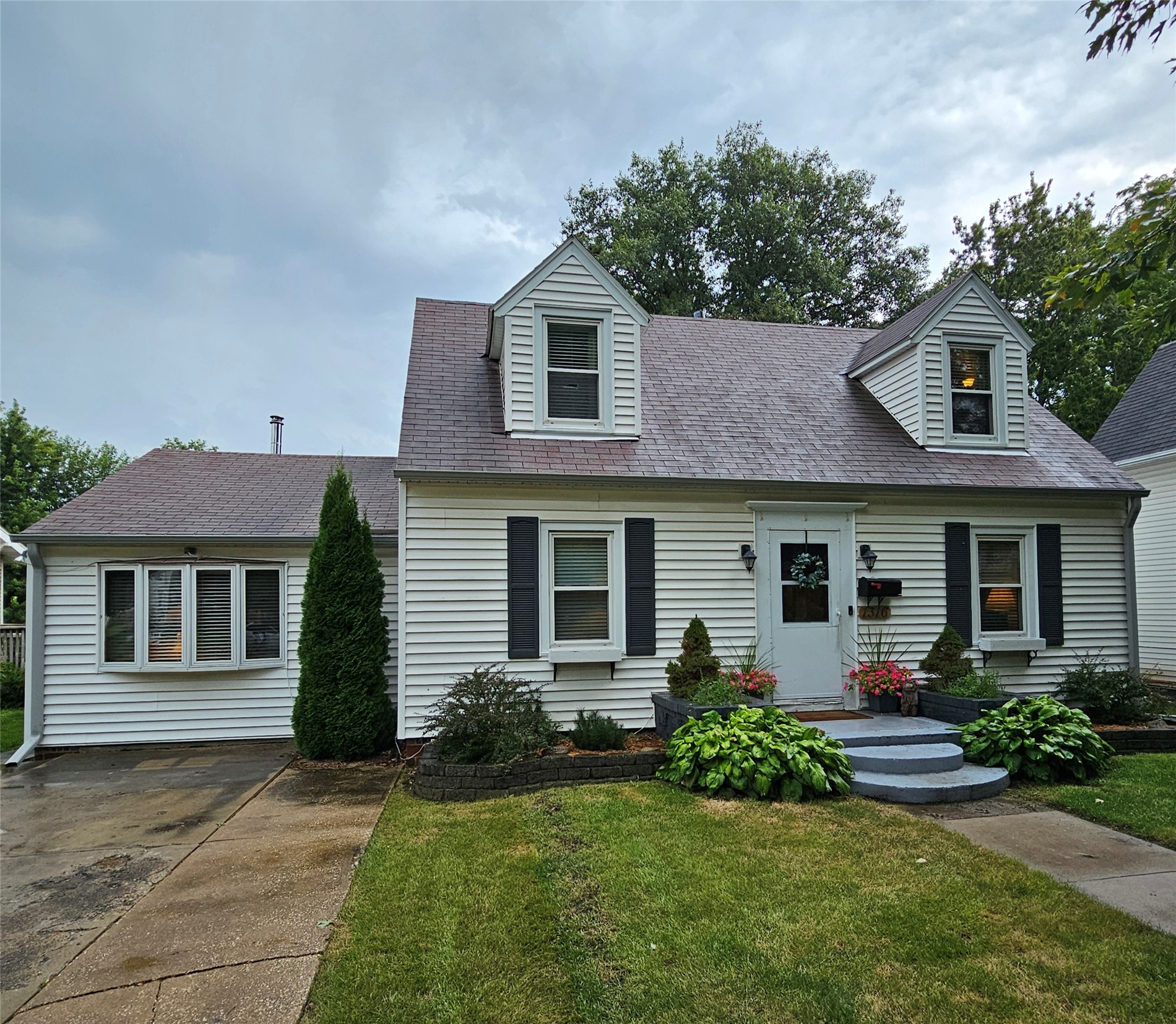 1316 Marshall Street — photo