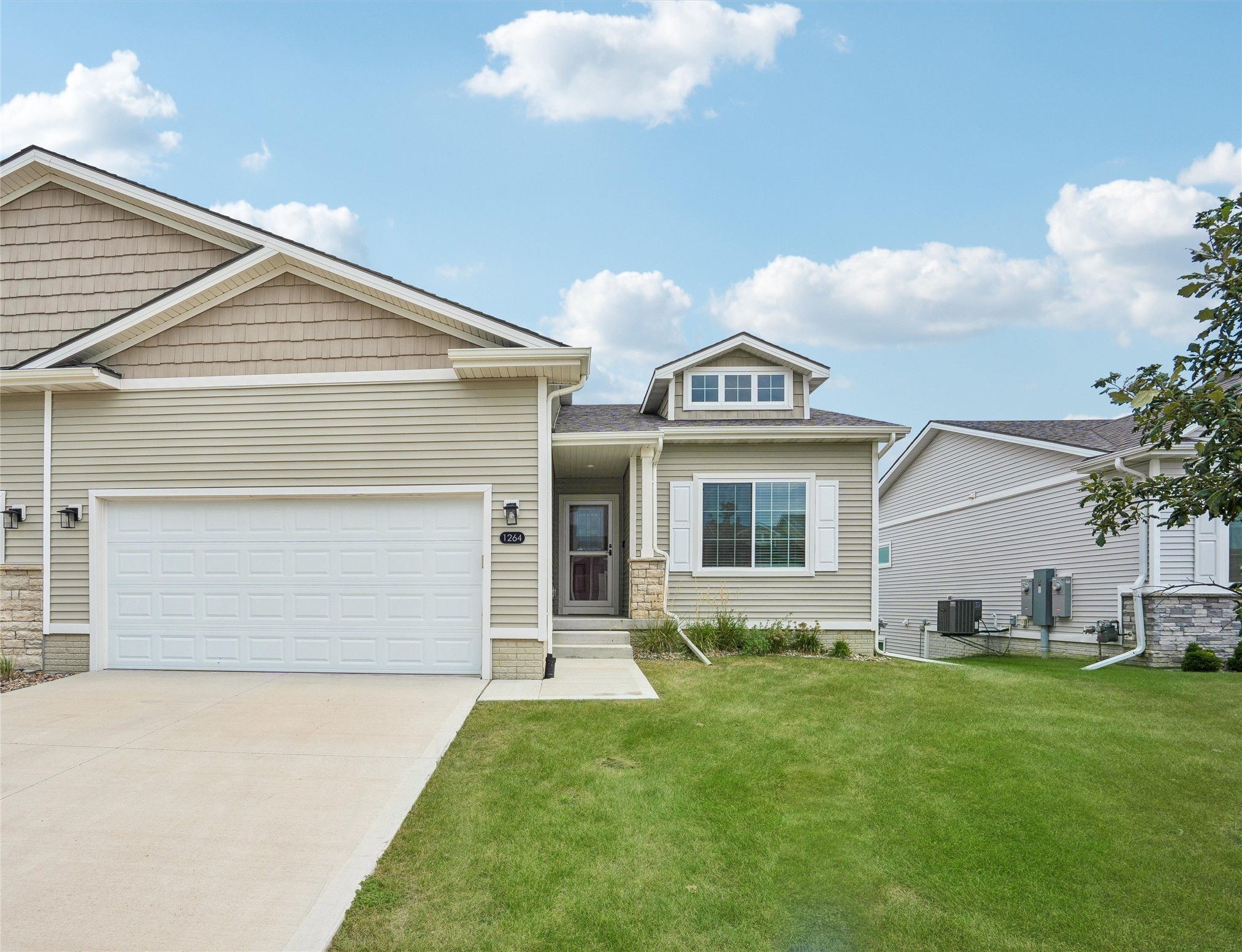 1264 S Maycomb Drive — photo