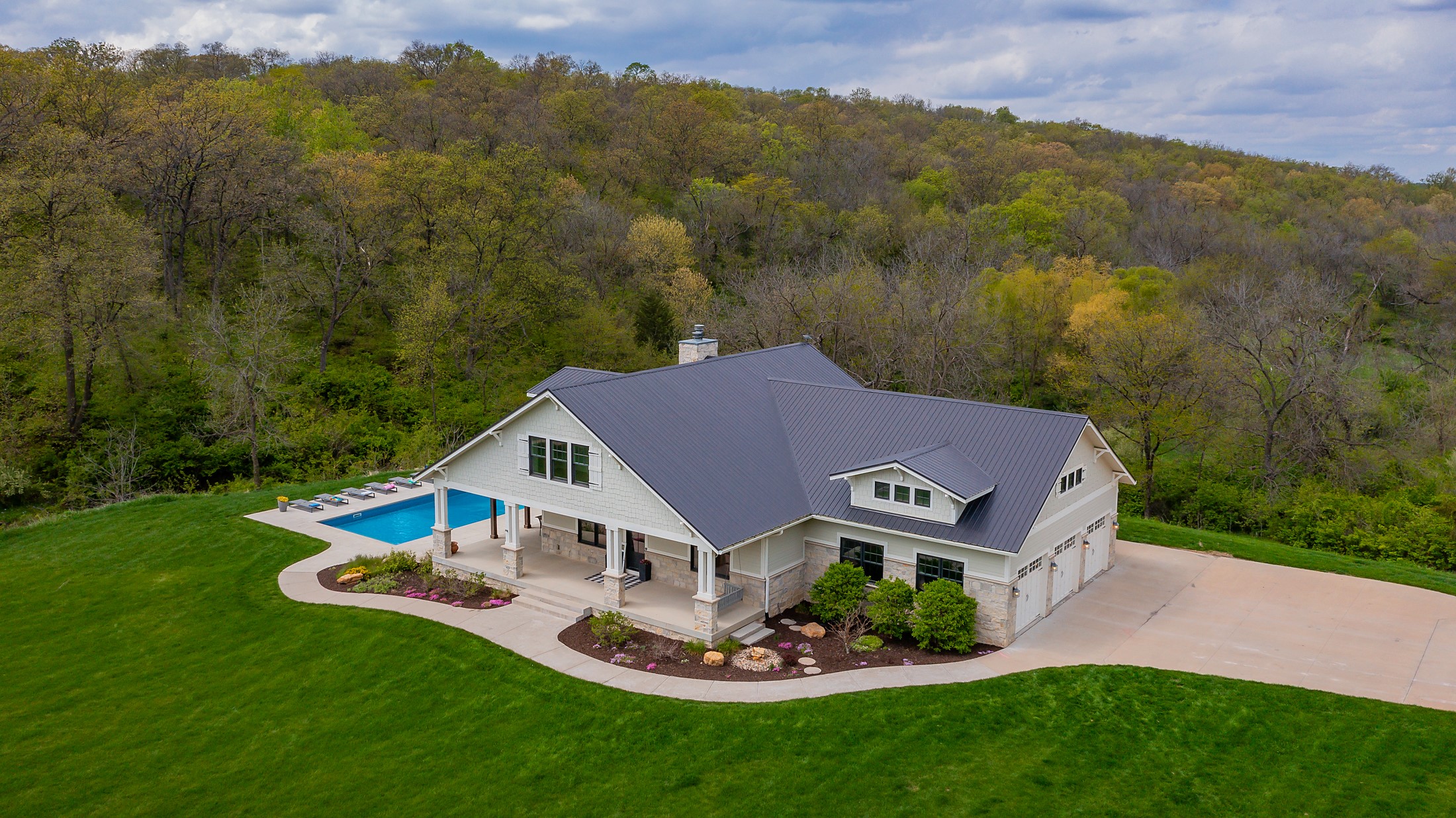 1001 Timber Brook Avenue — photo