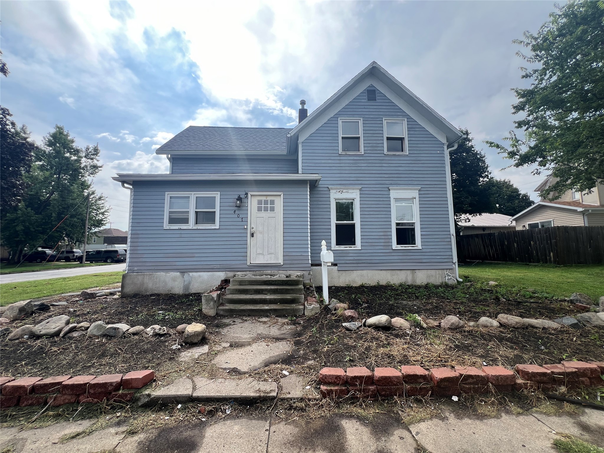 407 E State Street — photo