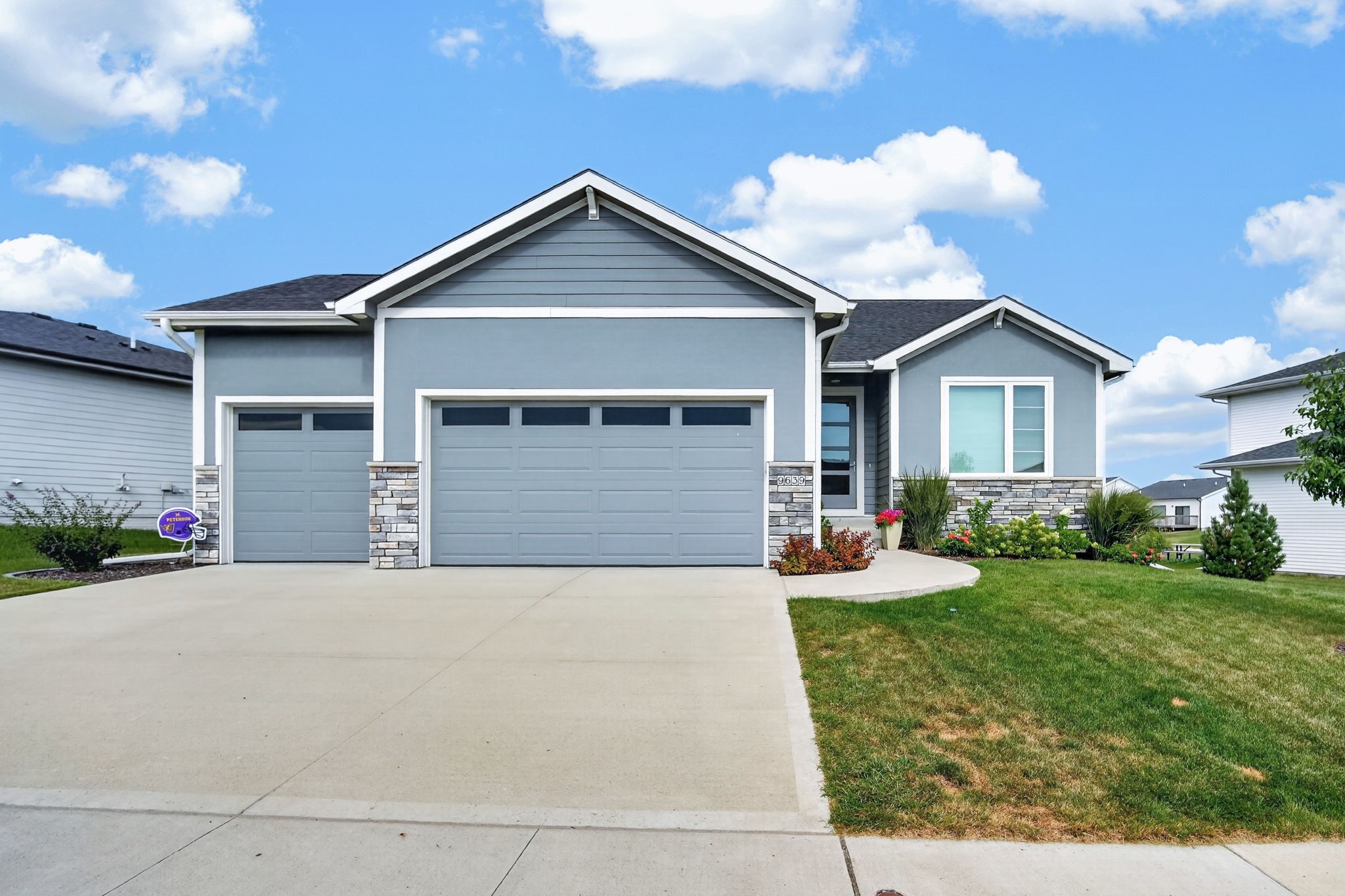9639 Watermeadow Circle — photo