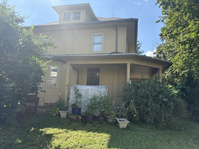 1402 Sycamore Street — photo