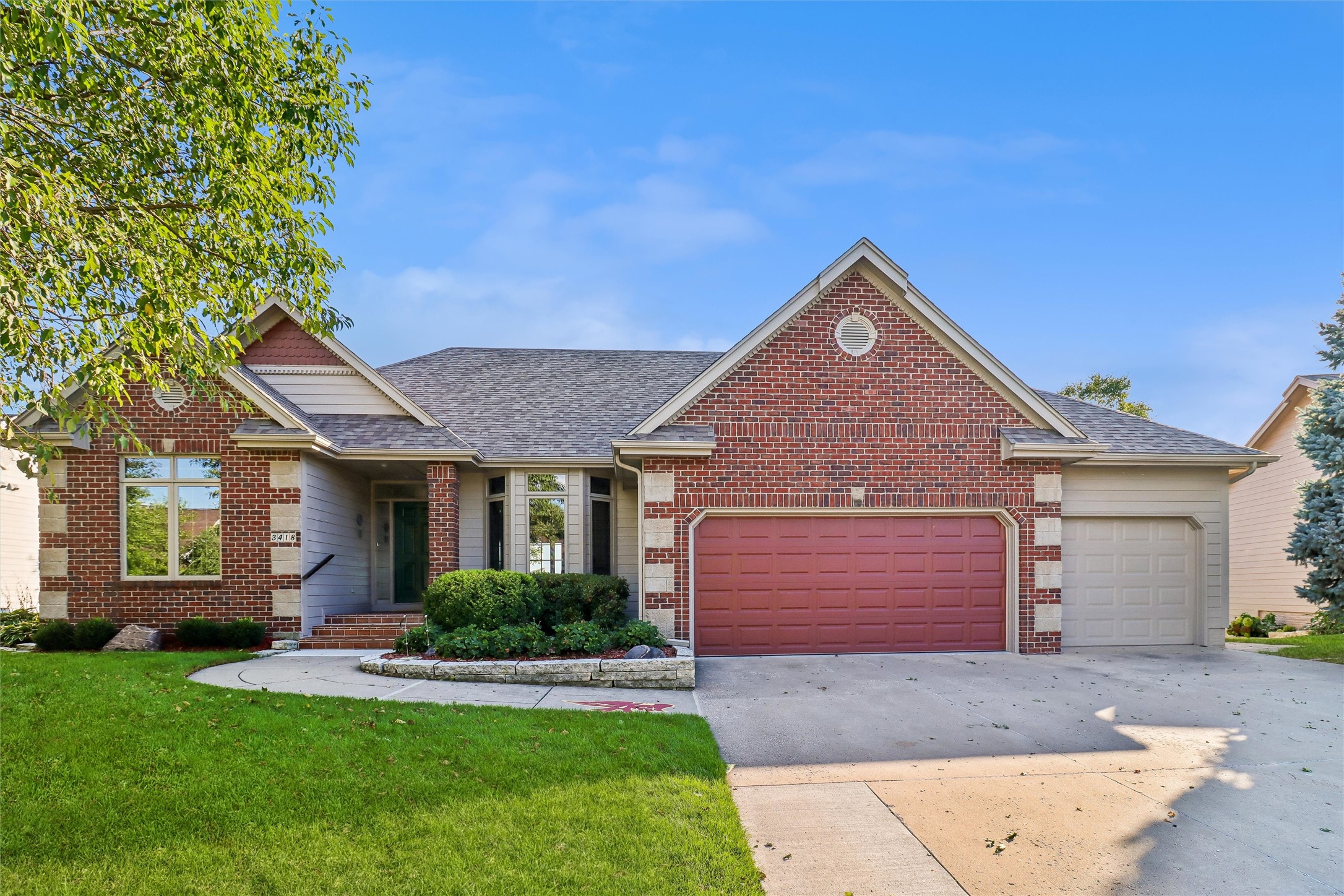 3418 NE Briarwood Drive — photo