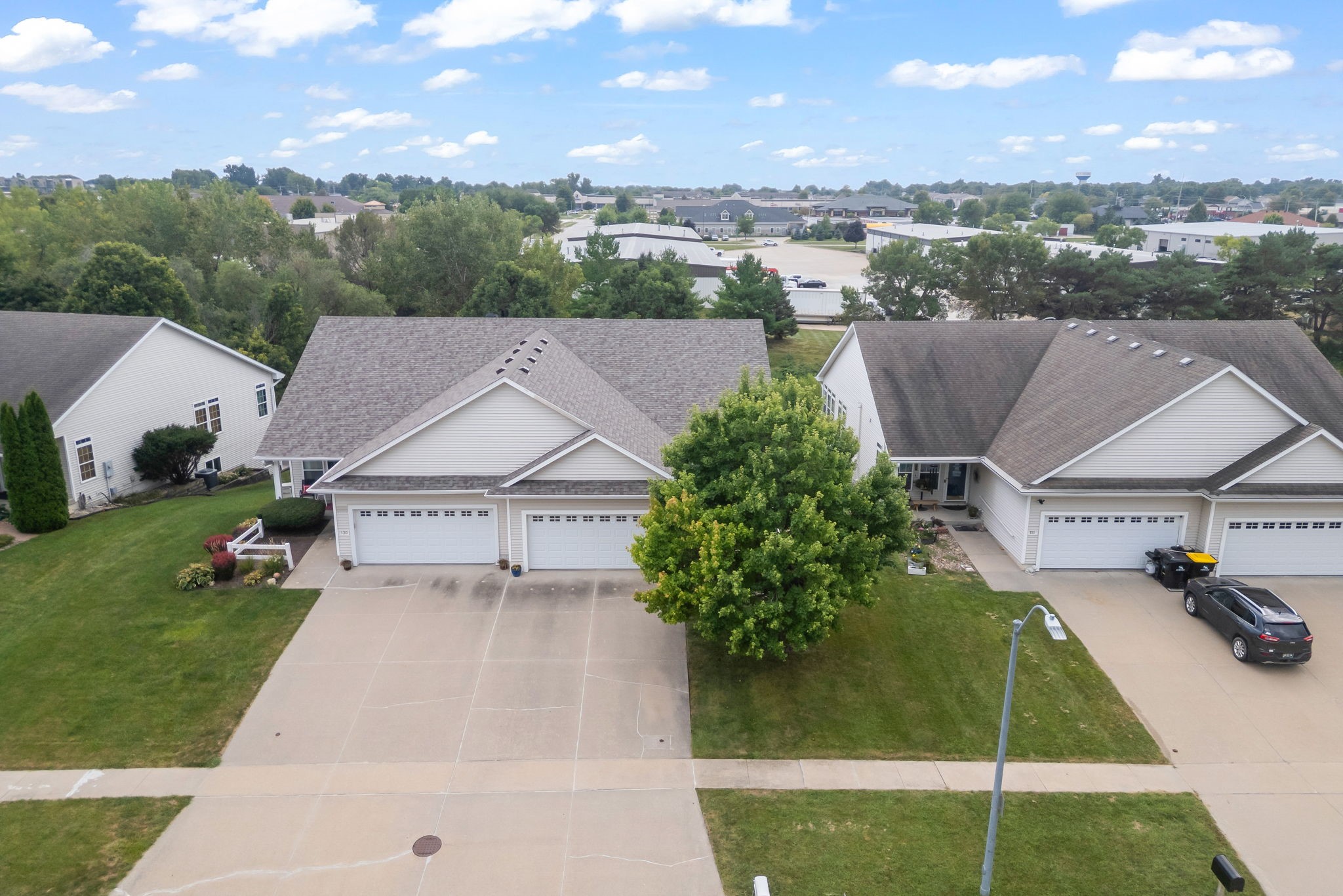 120 NE Sunrise Drive — photo