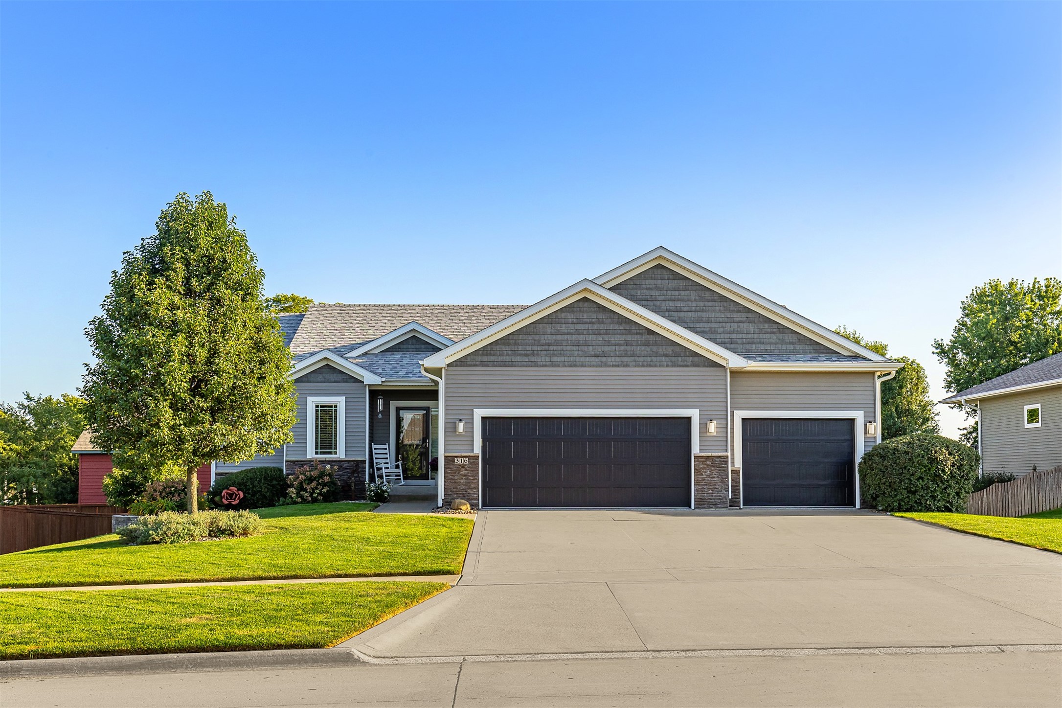 316 Centennial Drive — photo