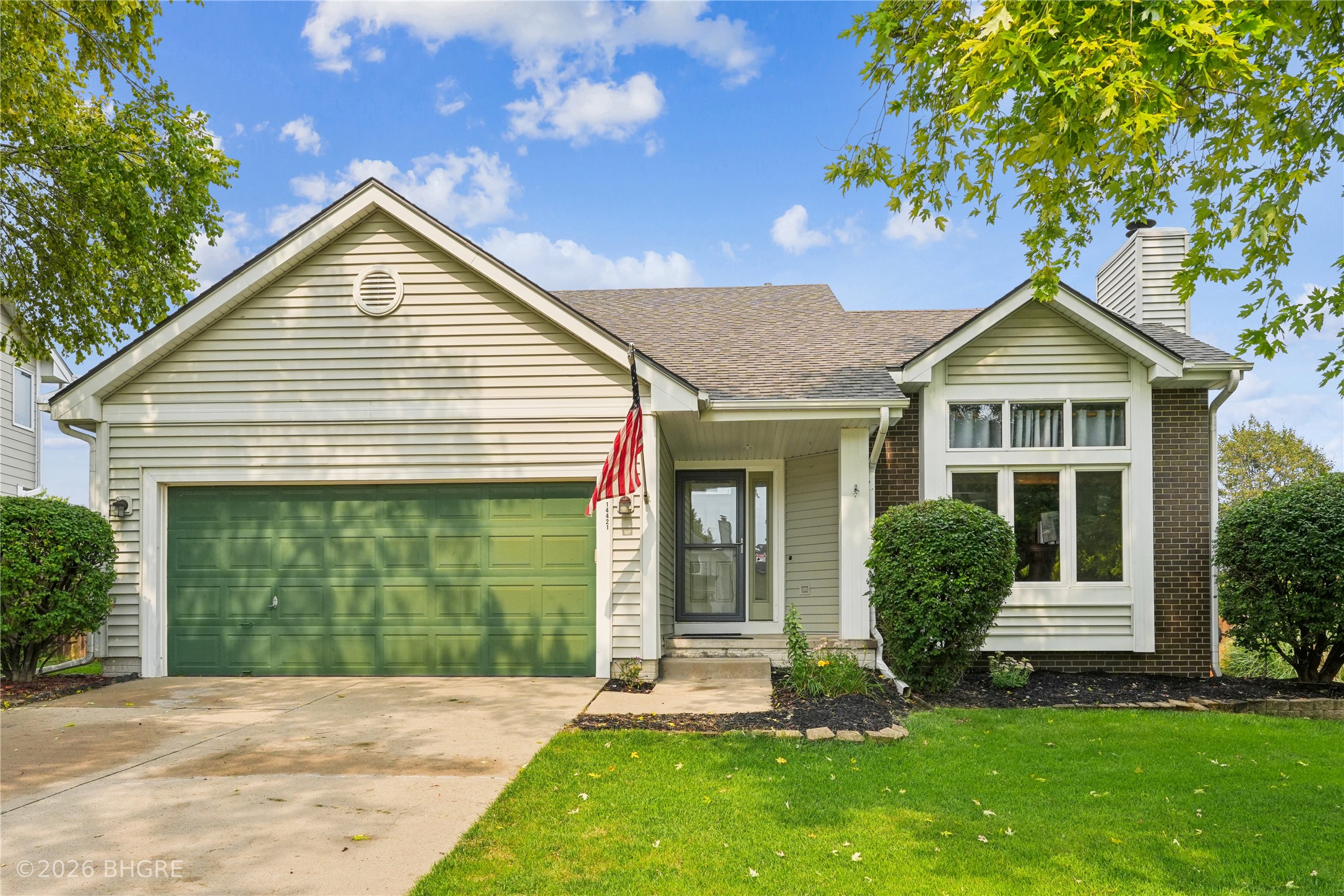 14421 Summit Drive — photo