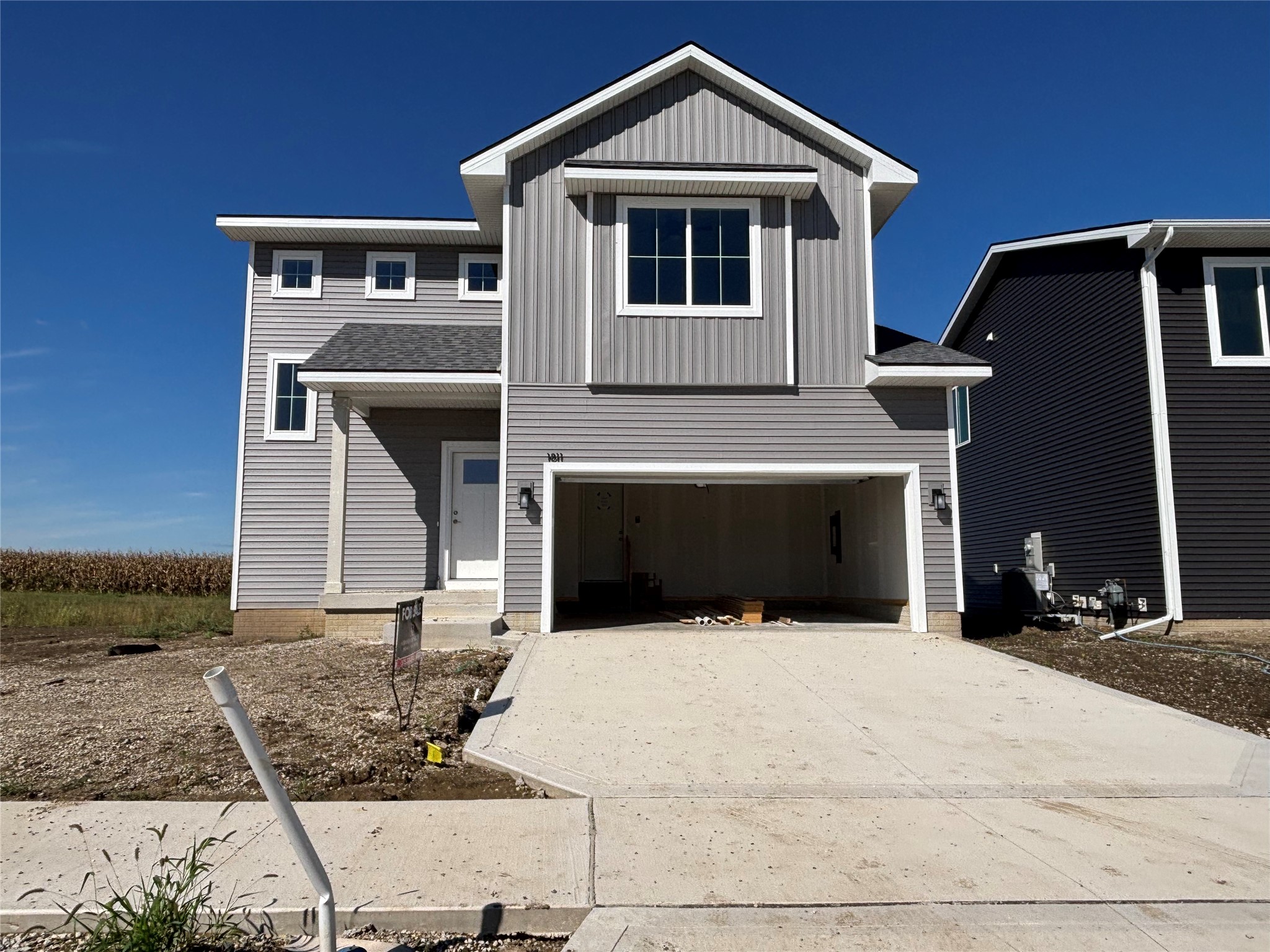 1811 Gordon Court — photo