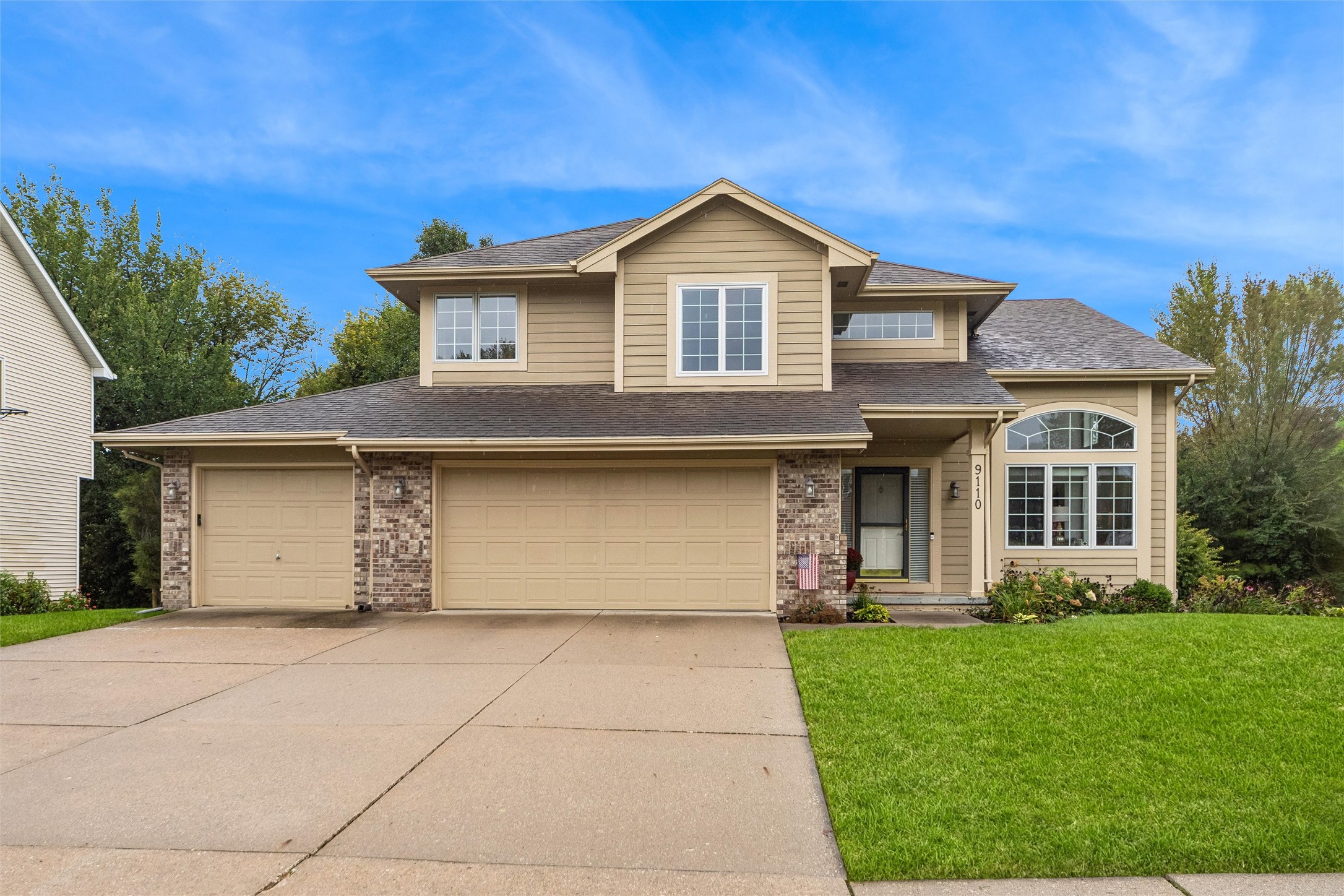 9110 Timberwood Drive — photo