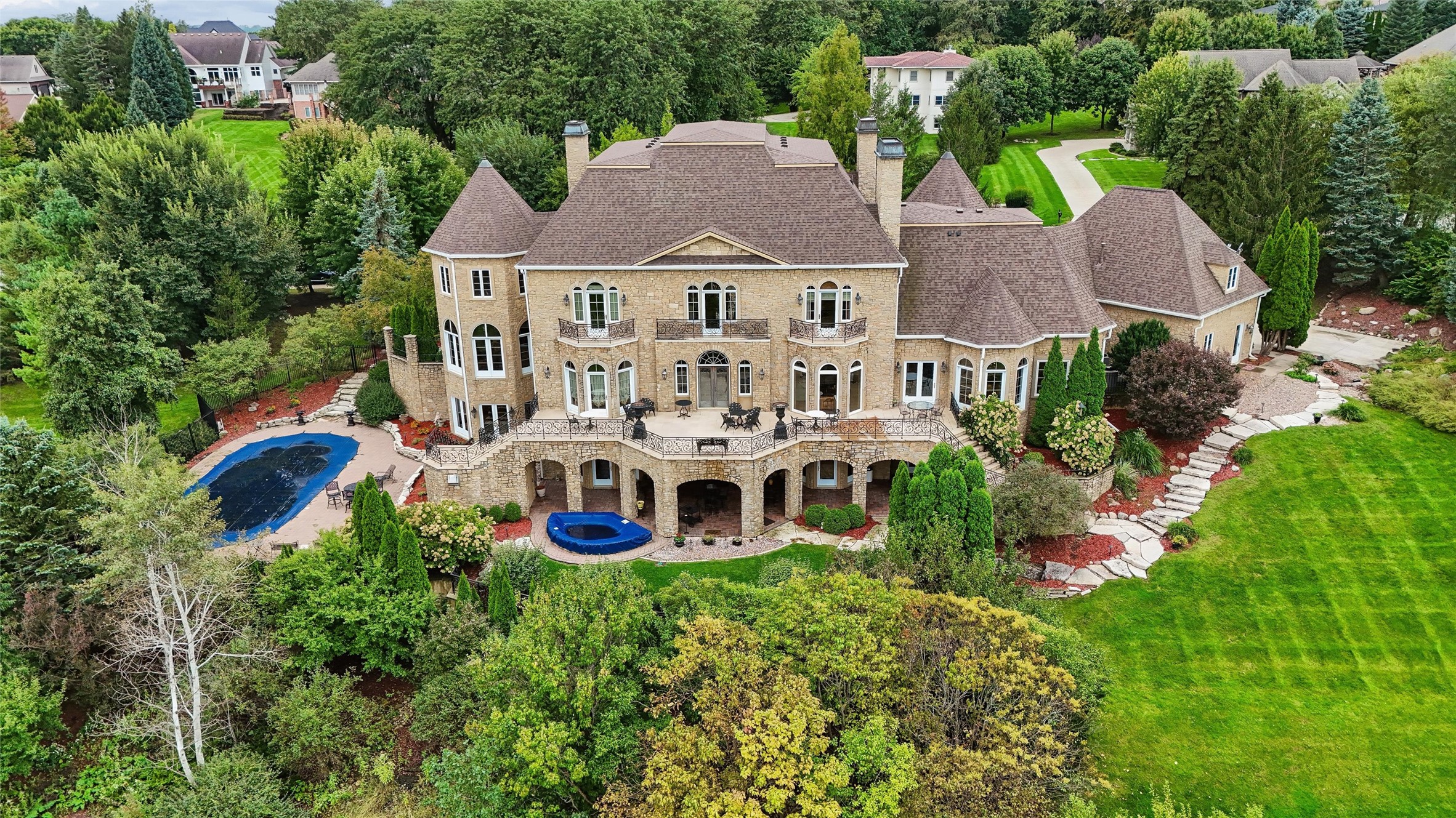 1746 Burr Oaks Drive — photo
