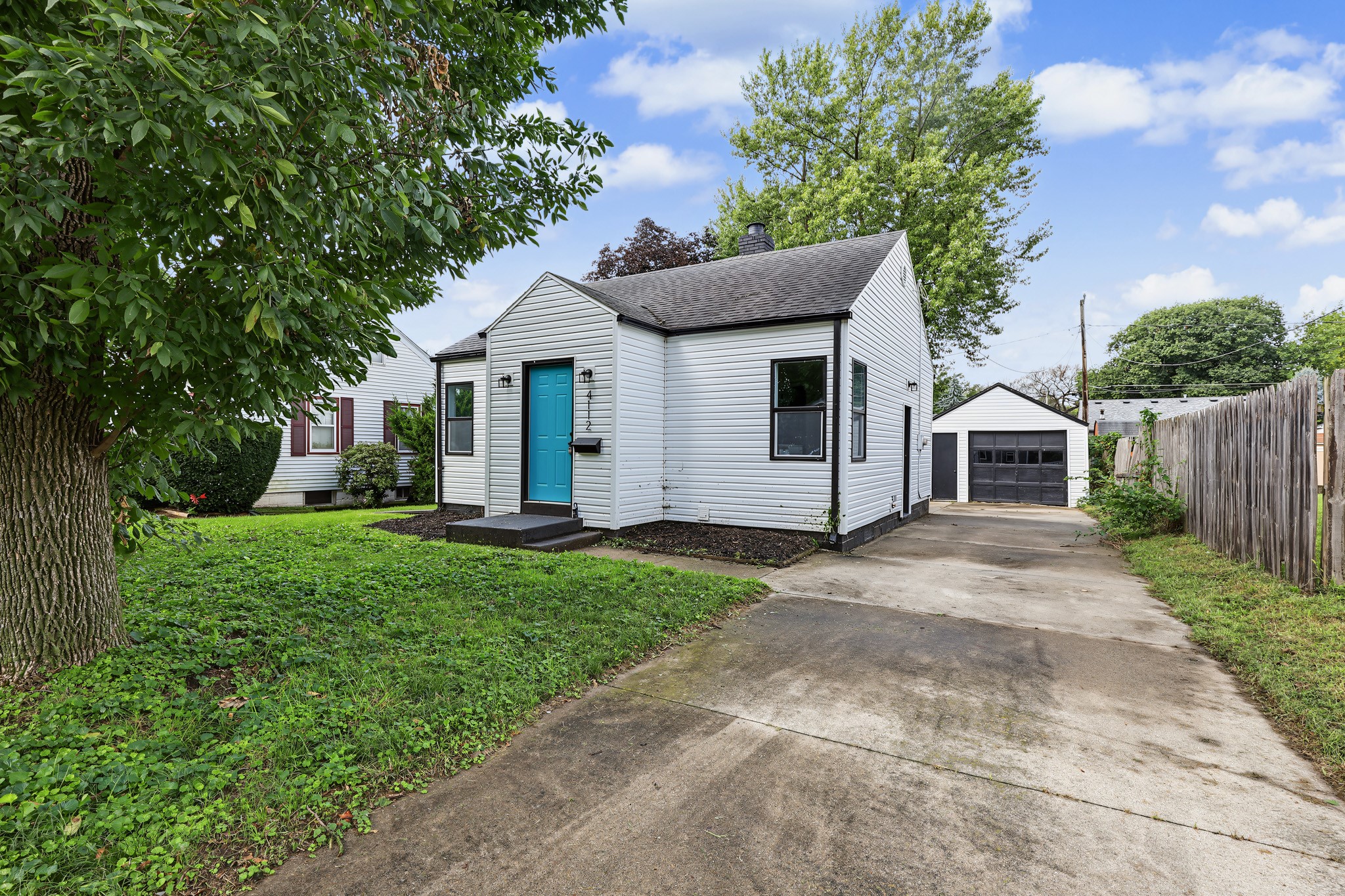 4112 Oxford Street — photo