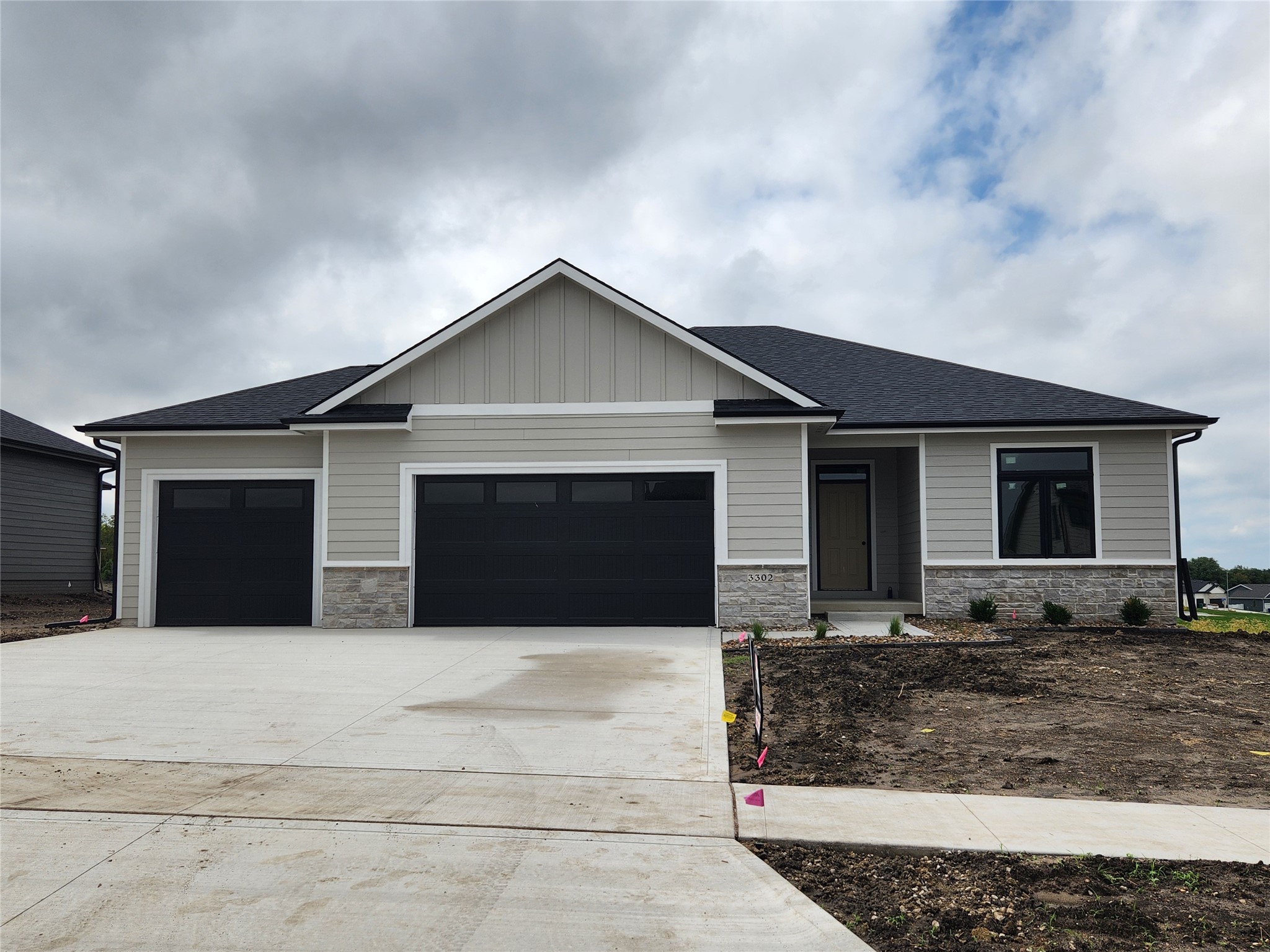 3302 SE Bannister Drive — photo