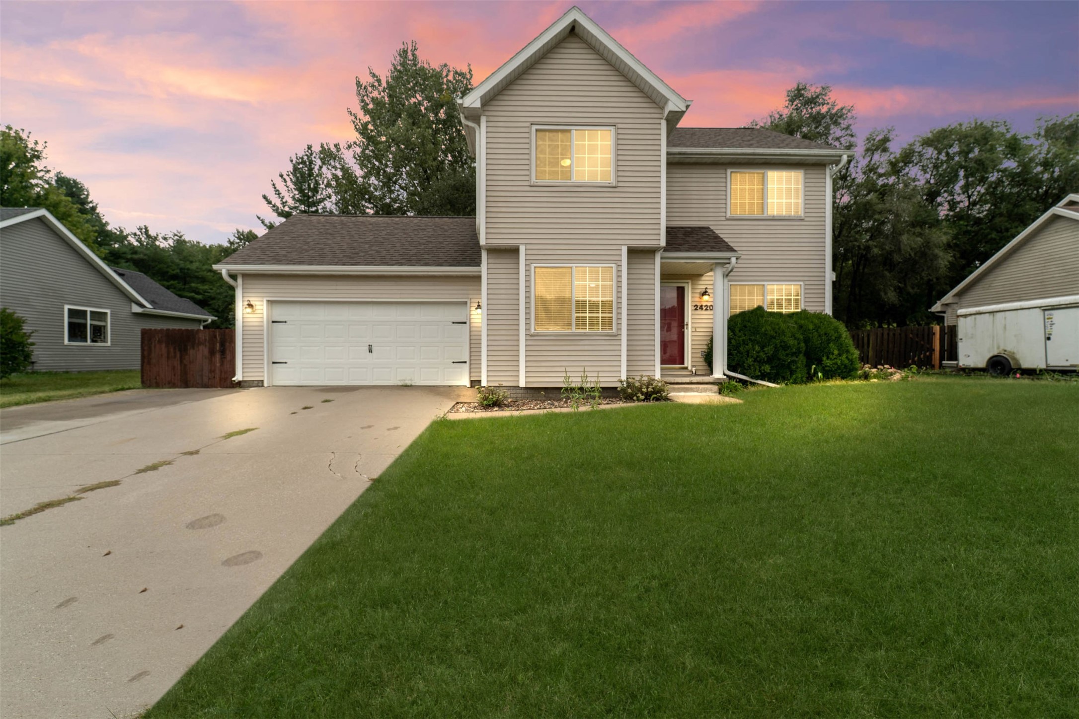 2420 Pine Court — photo