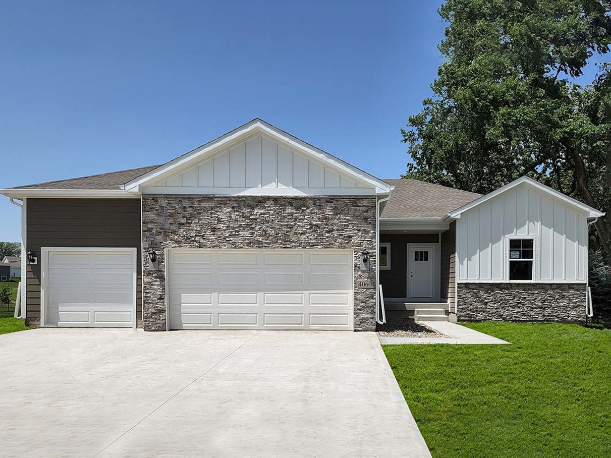 3034 Lake Hill Drive — photo