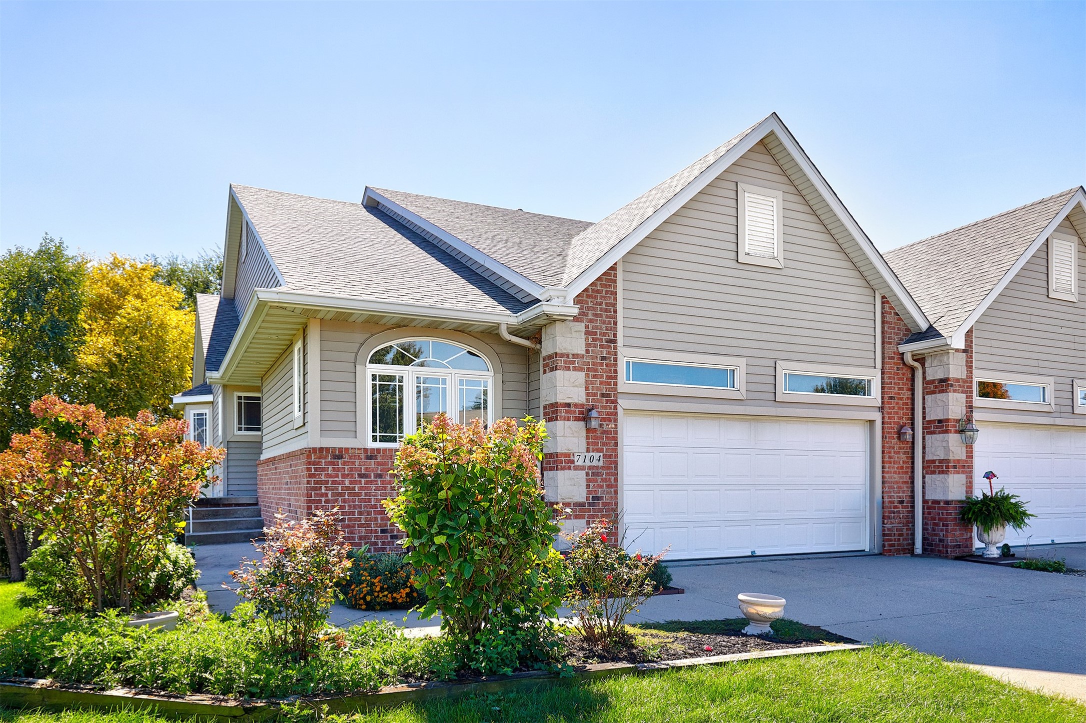 7104 Cody Drive — photo