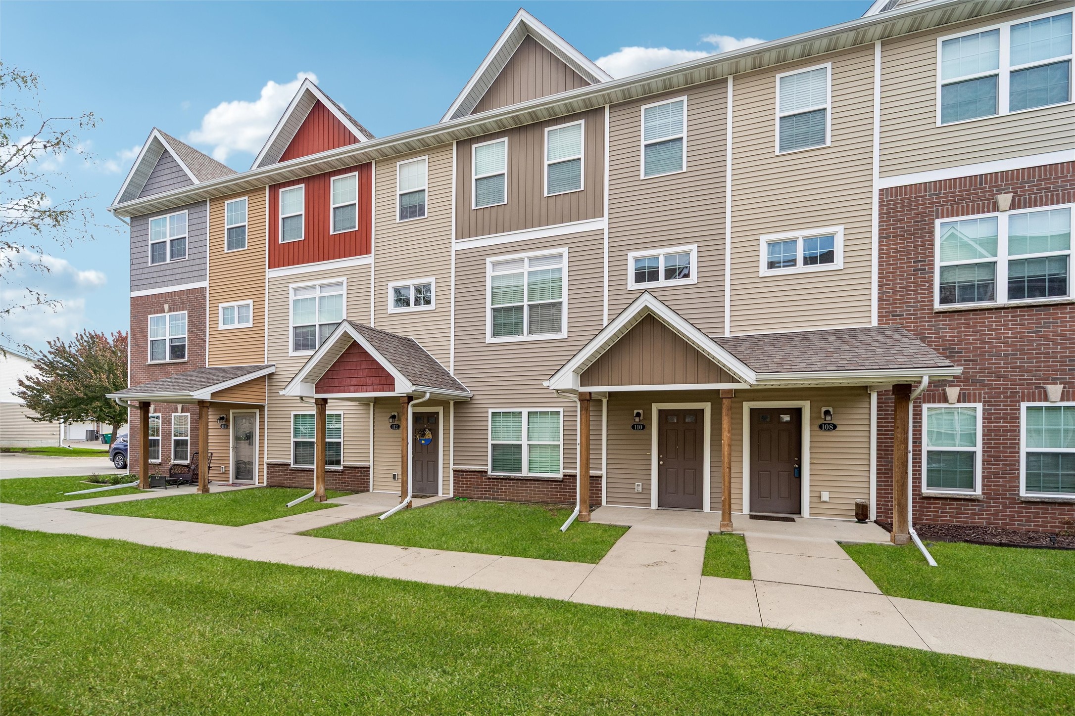 9120 Greenspire Drive 110 — photo