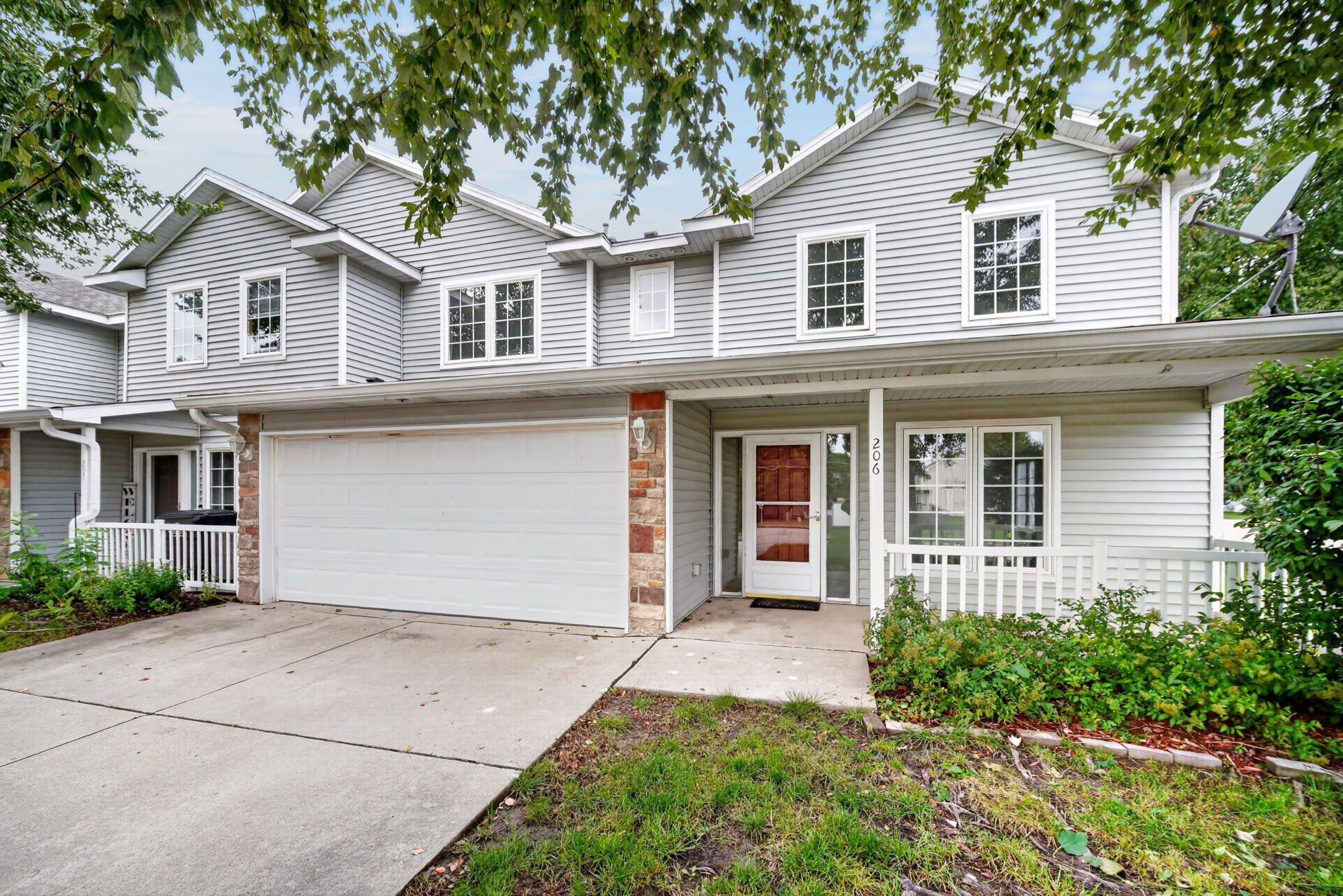 2100 Meadow Chase Lane 206 — photo
