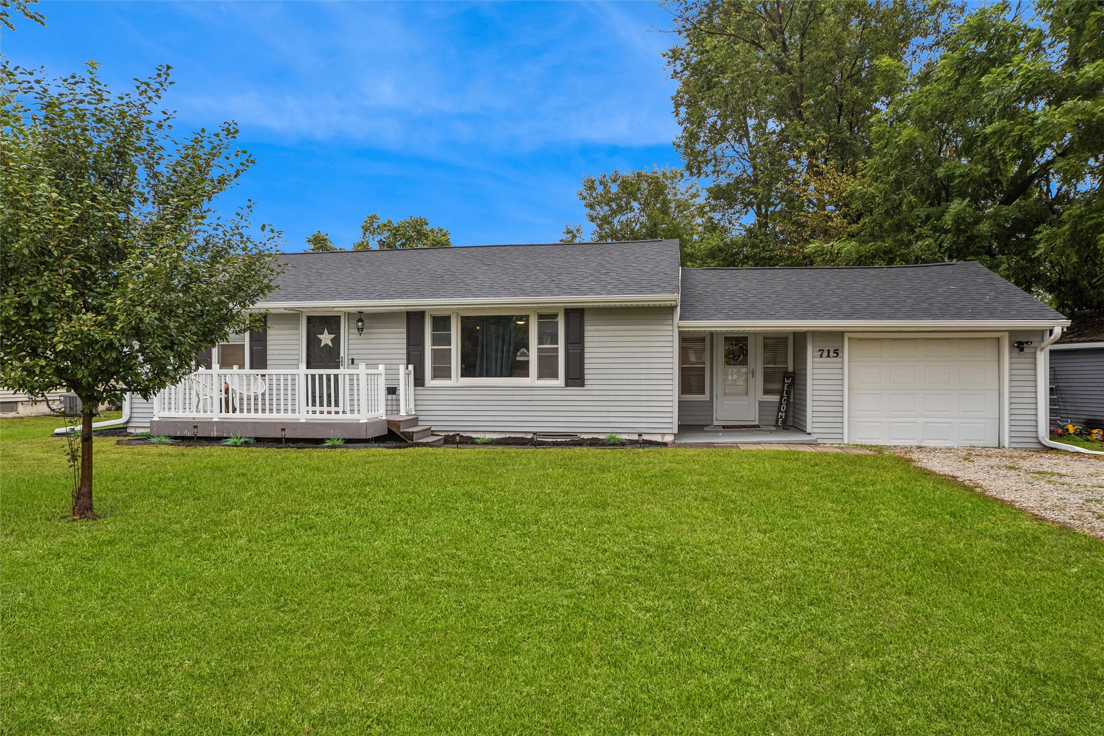715 Ashworth Drive — photo