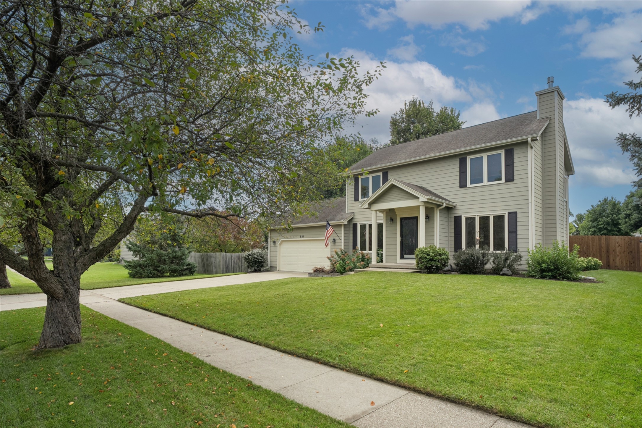 921 SE Peterson Drive — photo