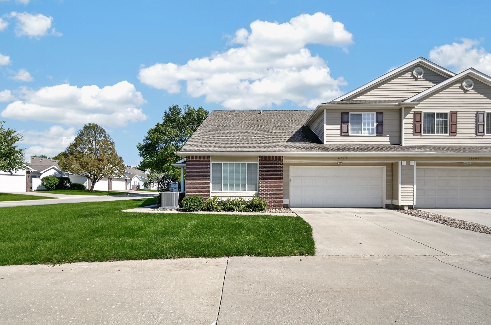 5404 Longview Court 3 — photo