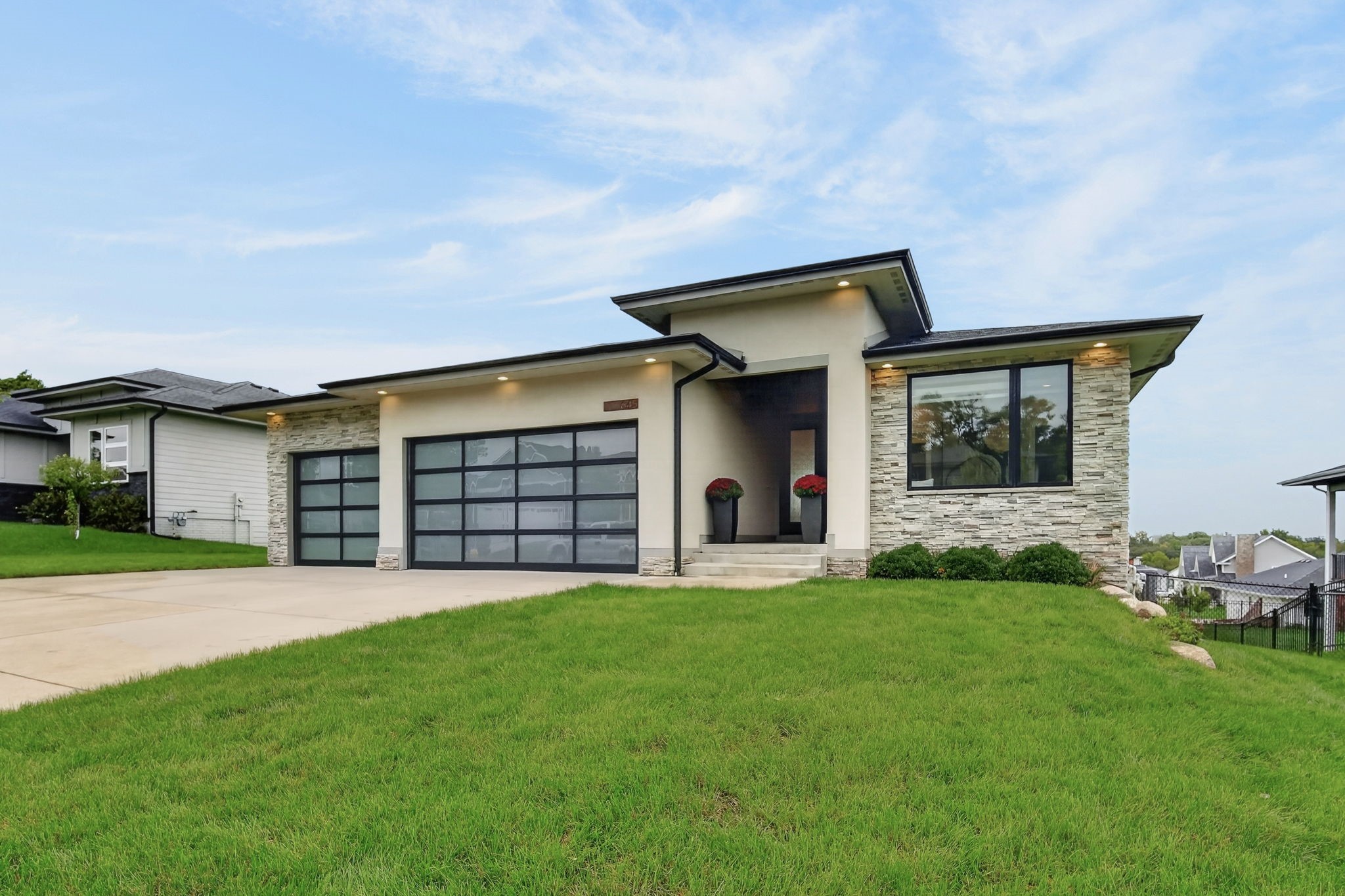 645 Daybreak Drive — photo