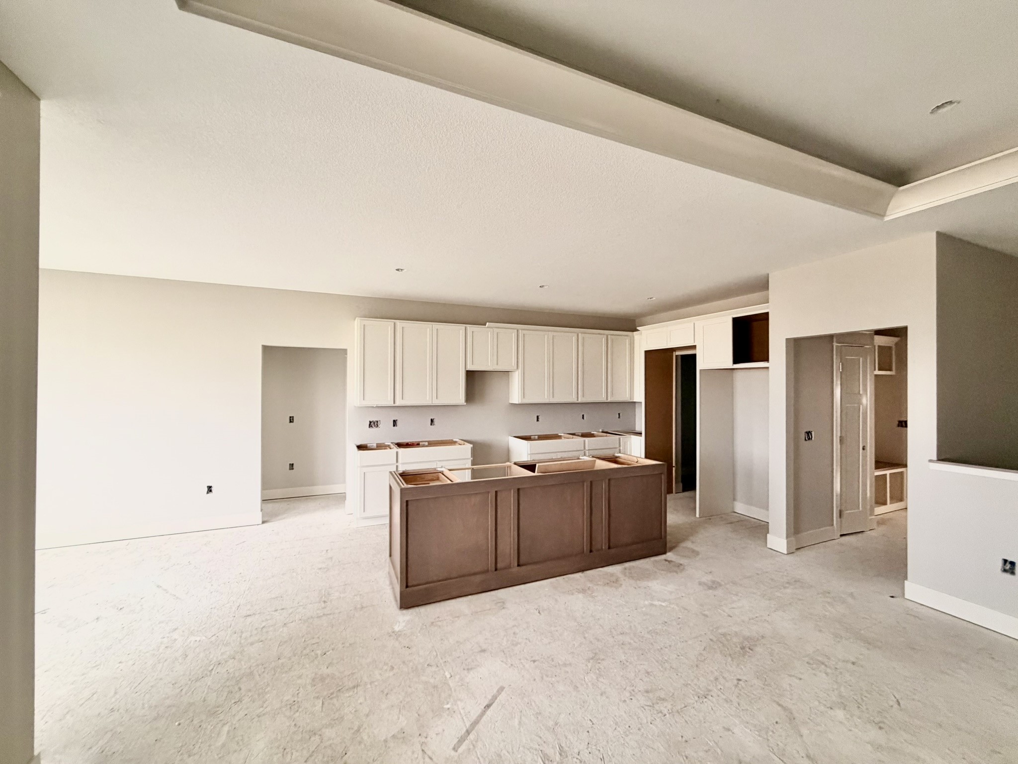 575 NW Georgetown Drive — photo