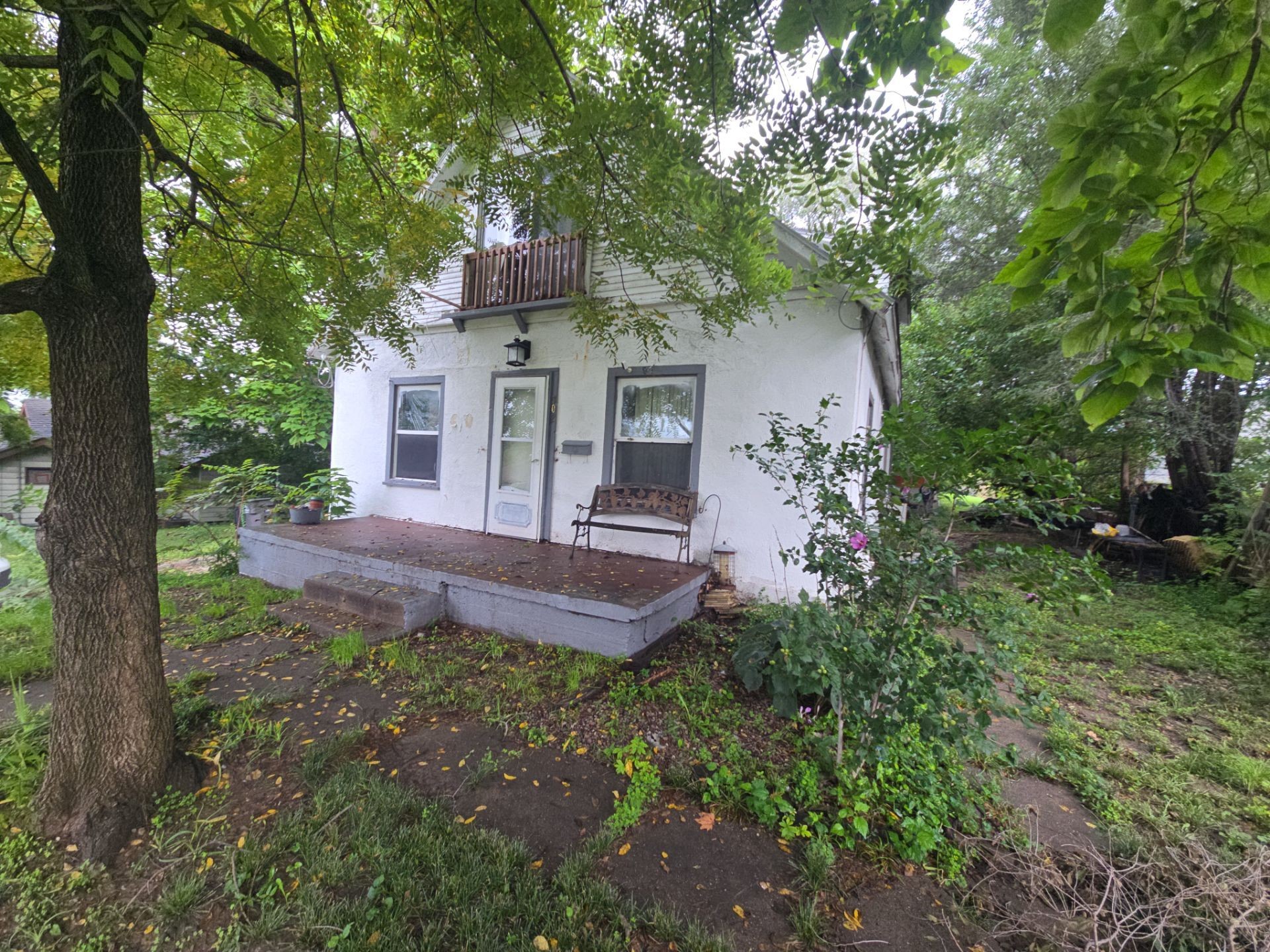 302 E Bell Avenue — photo