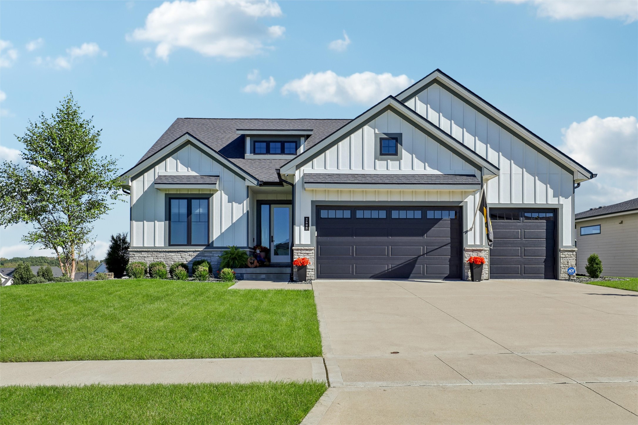 2605 Sunflower Drive — photo