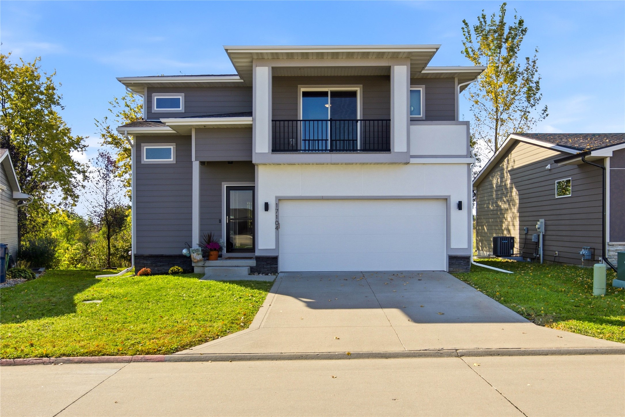 17104 Mistflower Lane — photo