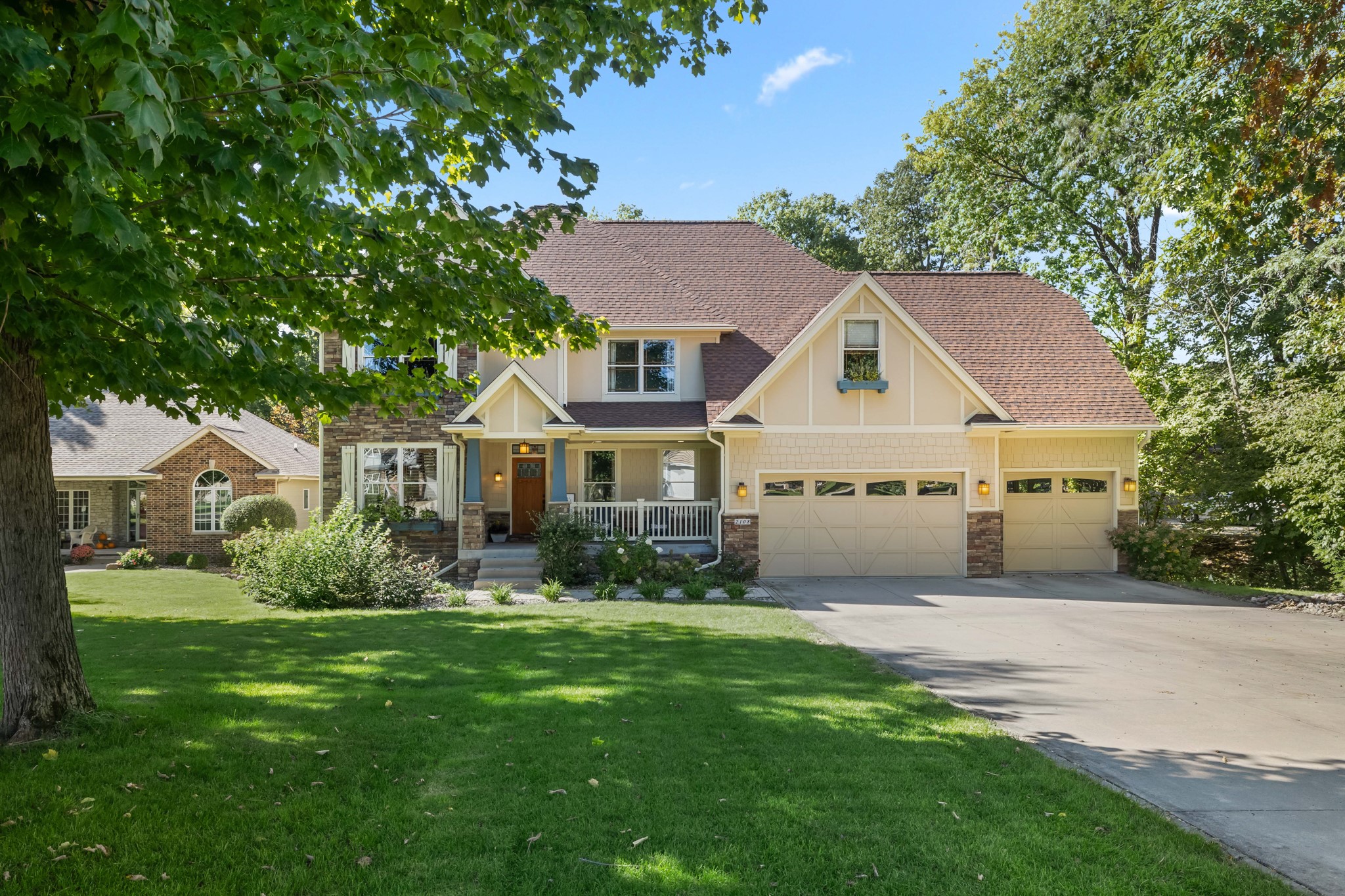 2108 SW Westwinds Drive — photo