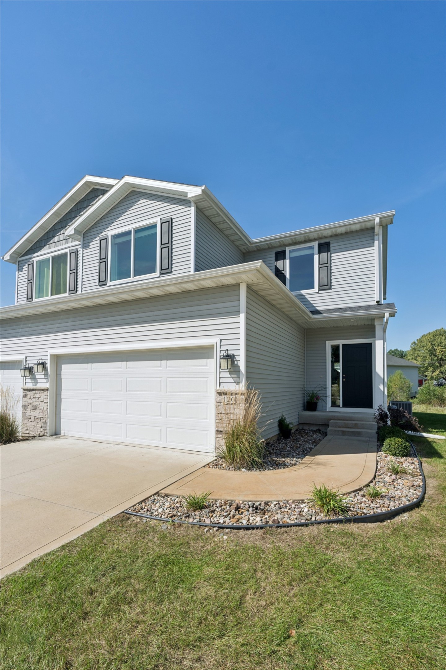 120 Keeneland Court — photo