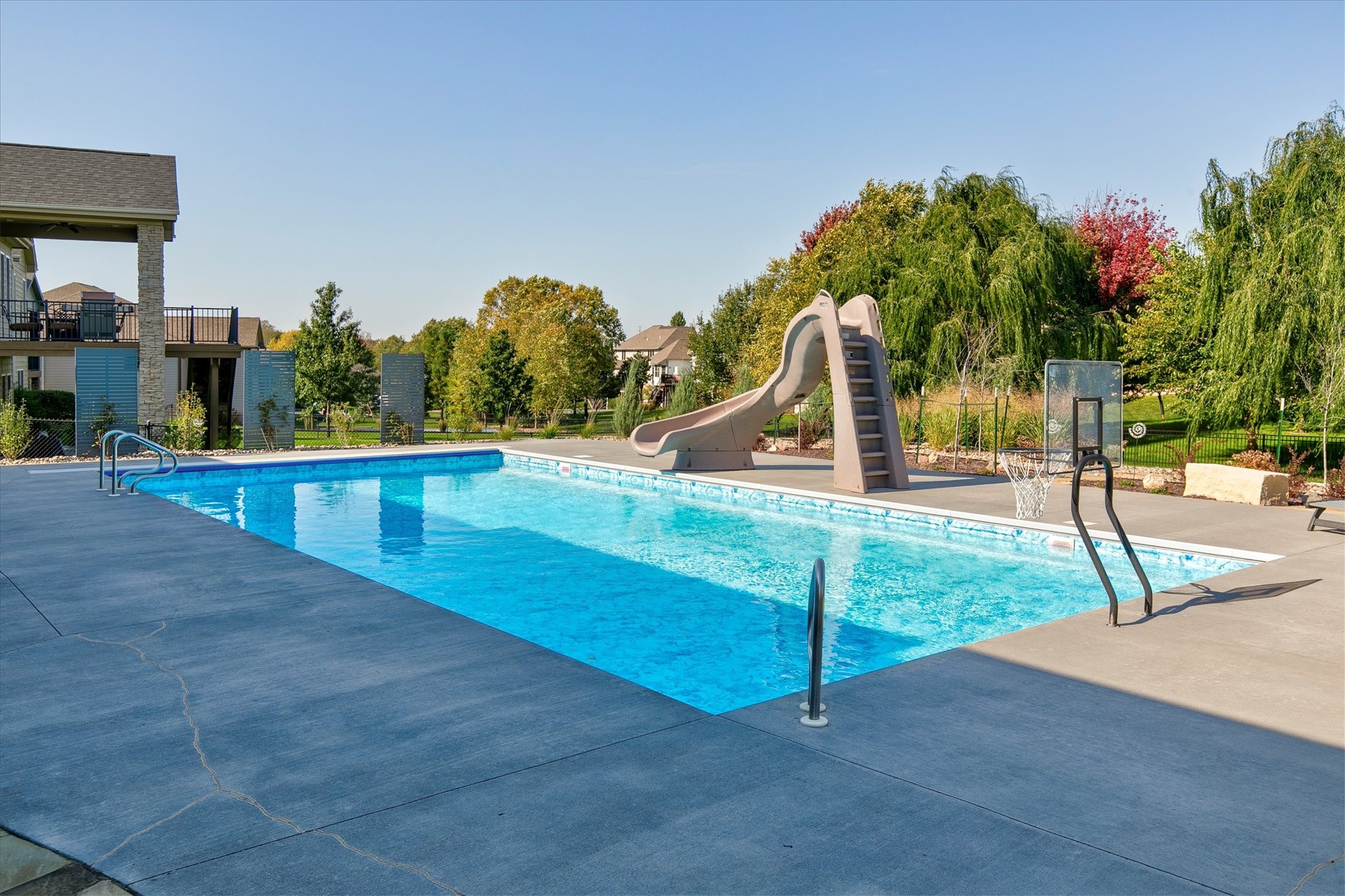15401 Plum Drive — photo