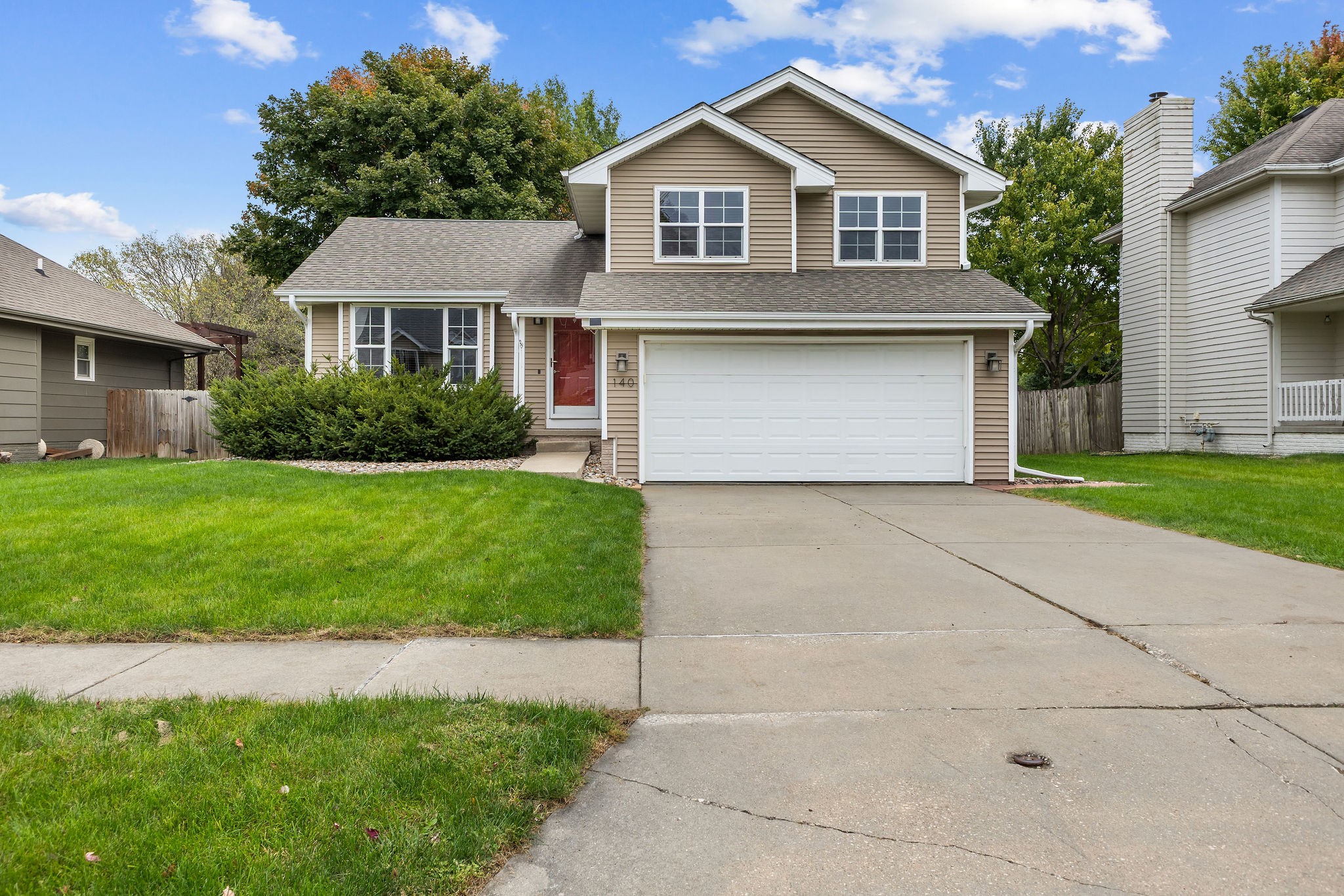 140 Ashland Court — photo