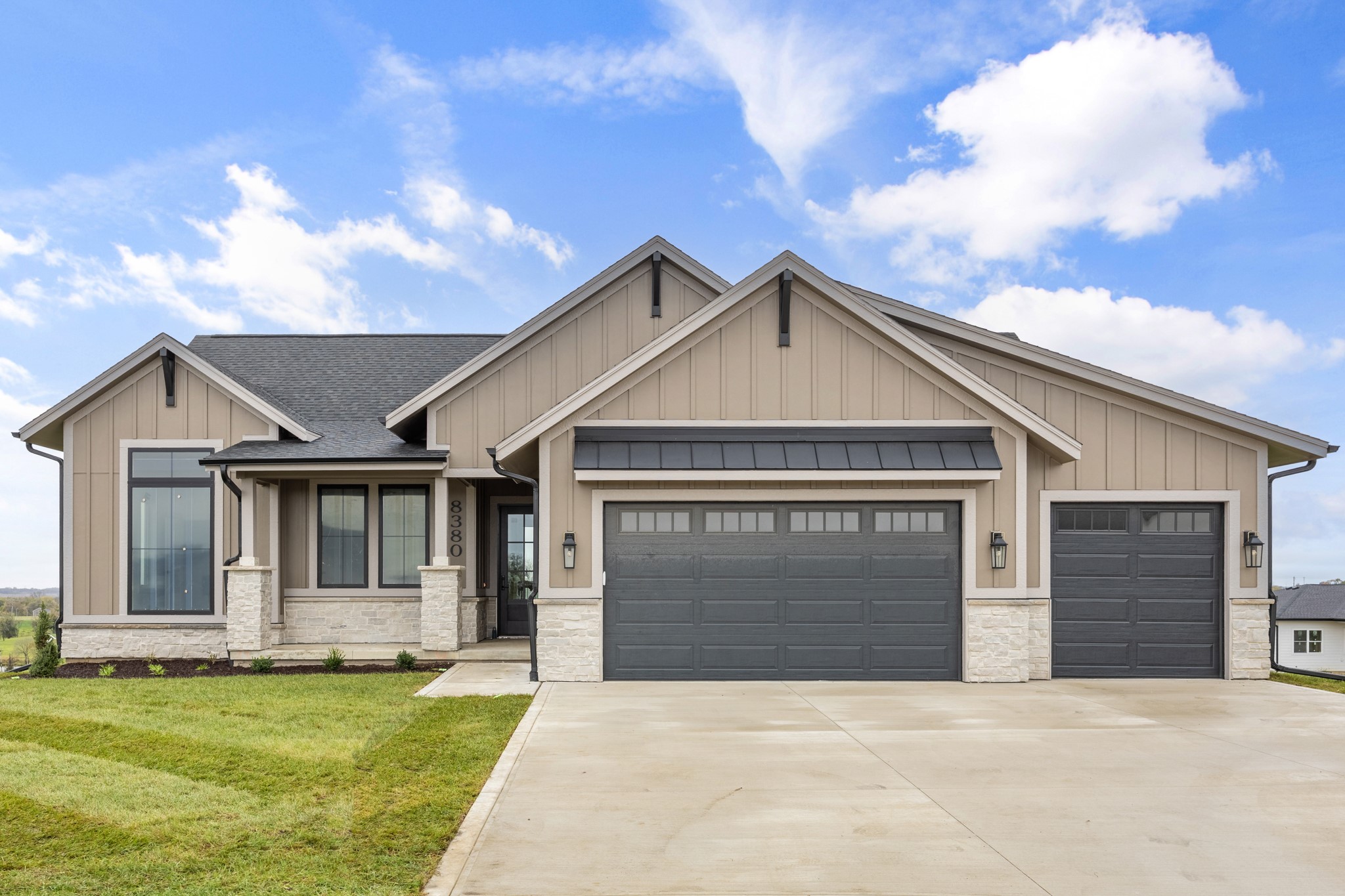 8380 Edgewood Court — photo