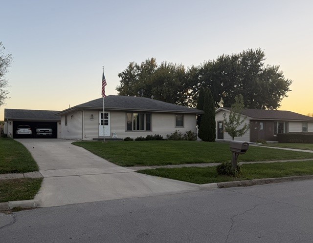 1907 Southgate Drive — photo