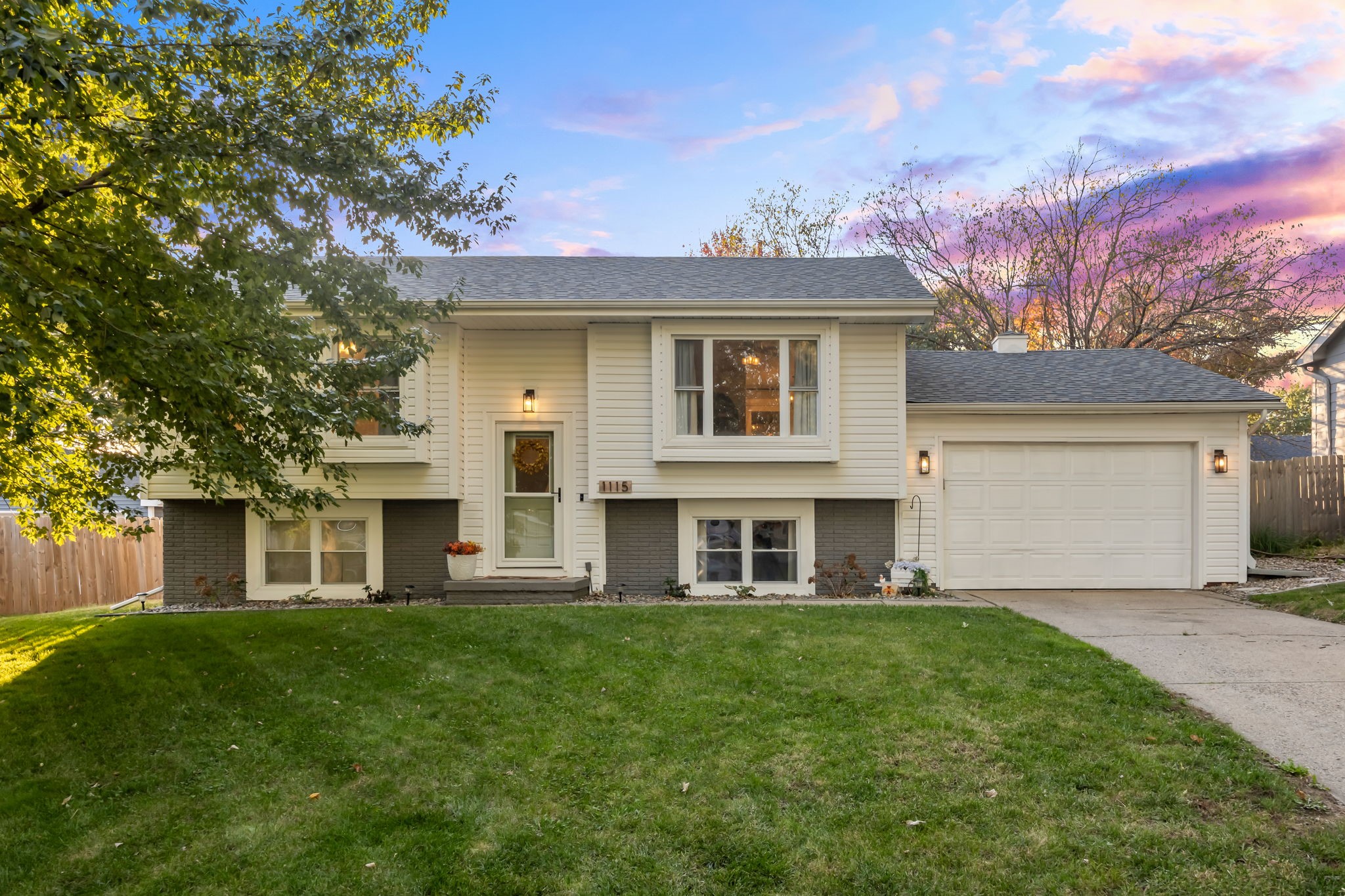 1115 Holly Drive — photo