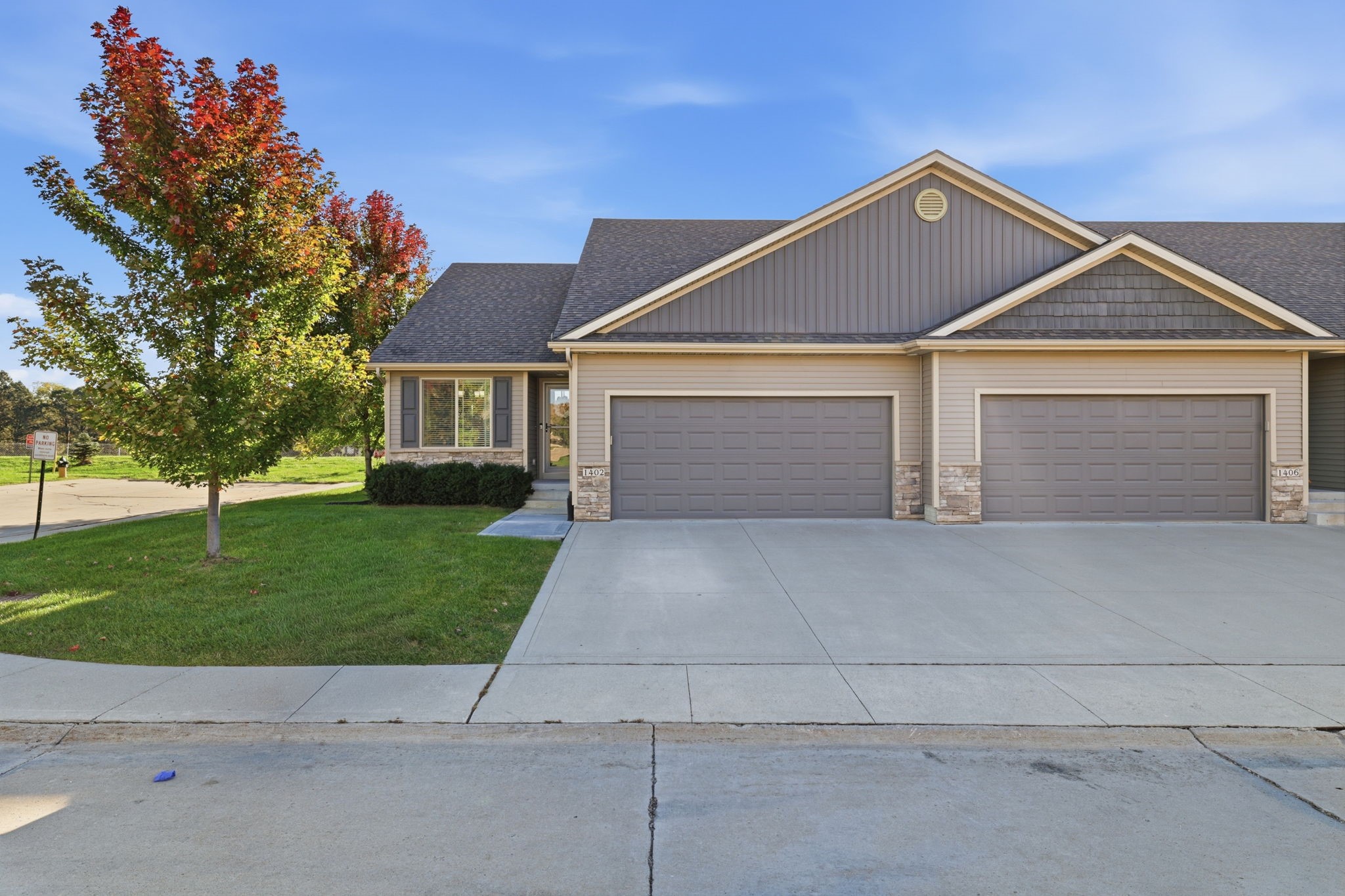 1402 NE Falstaff Lane — photo