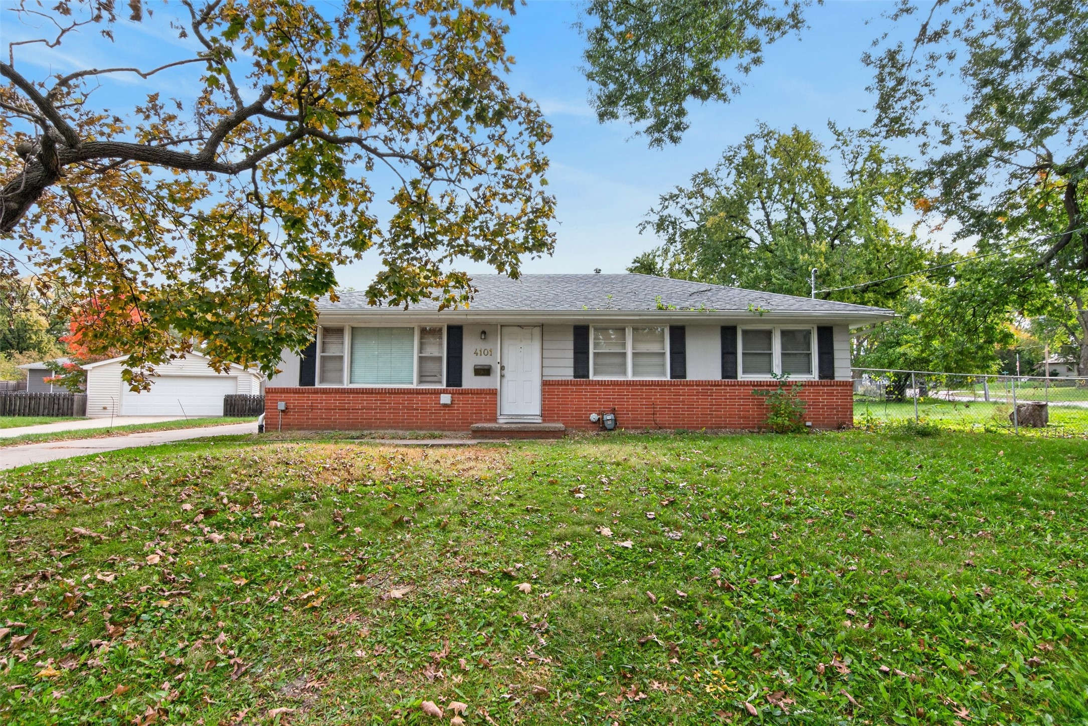 4101 Rose Hedge Drive — photo