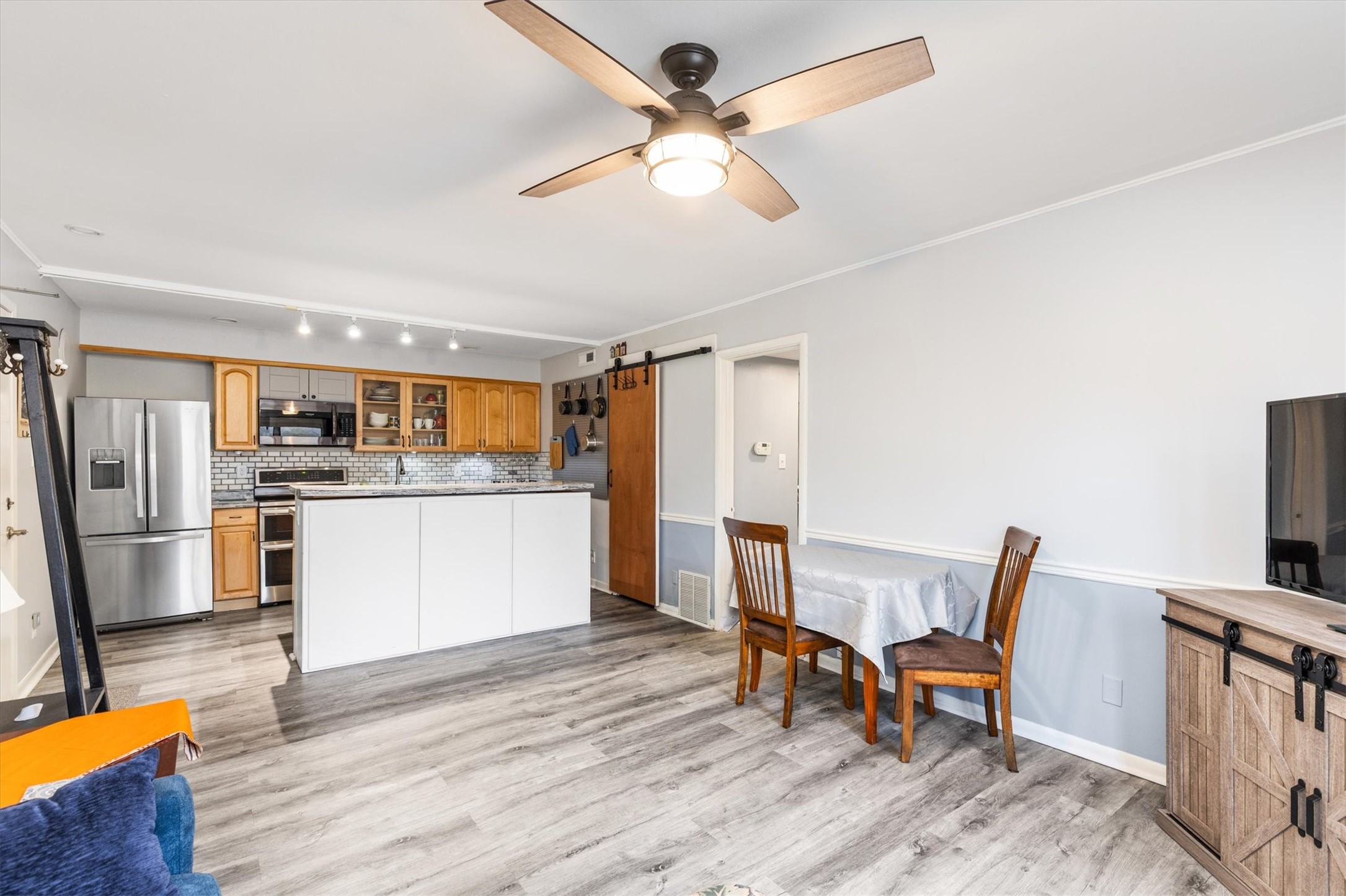 5312 Ingersoll Avenue Unit 2 — photo