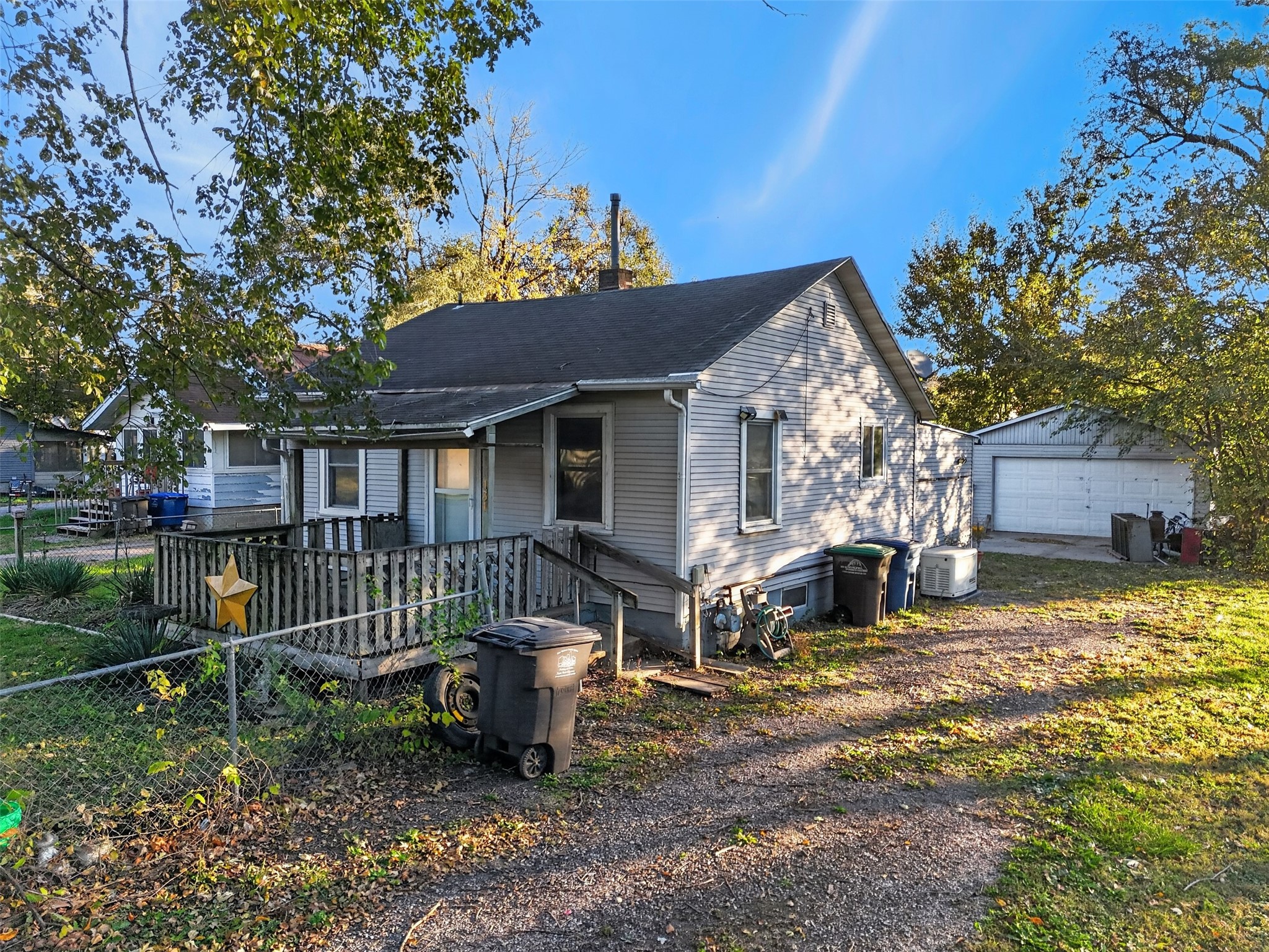 131 SE 33rd Court — photo