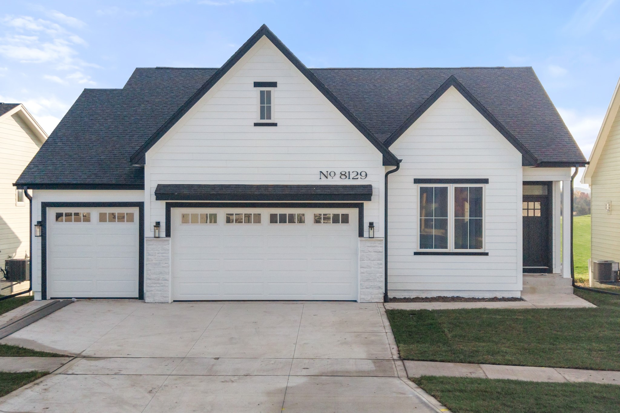 8129 Buckley Street — photo