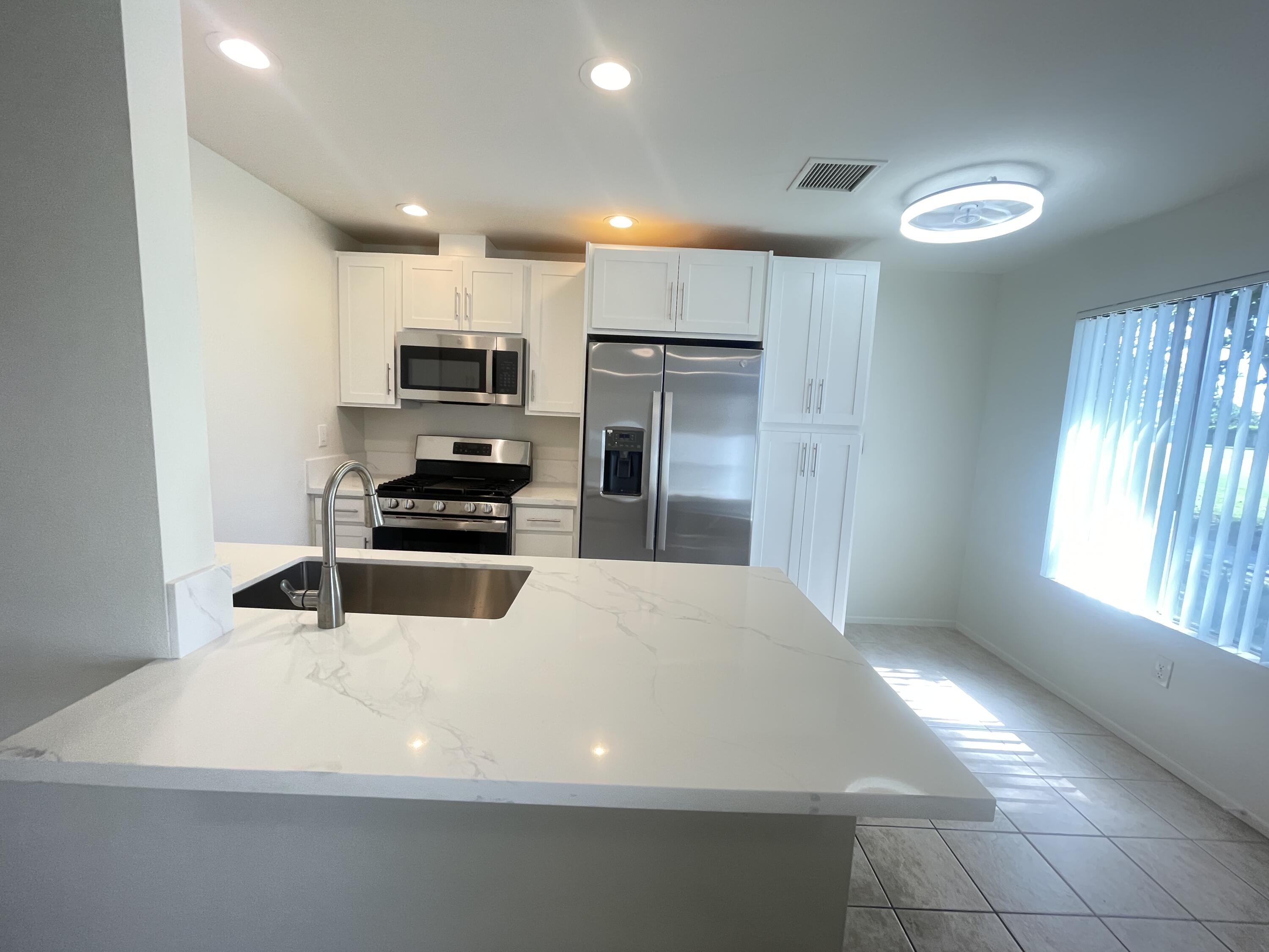 82567 Avenue 48, 36 — photo