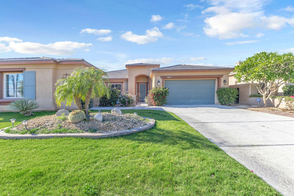 46109 Roadrunner Lane — photo