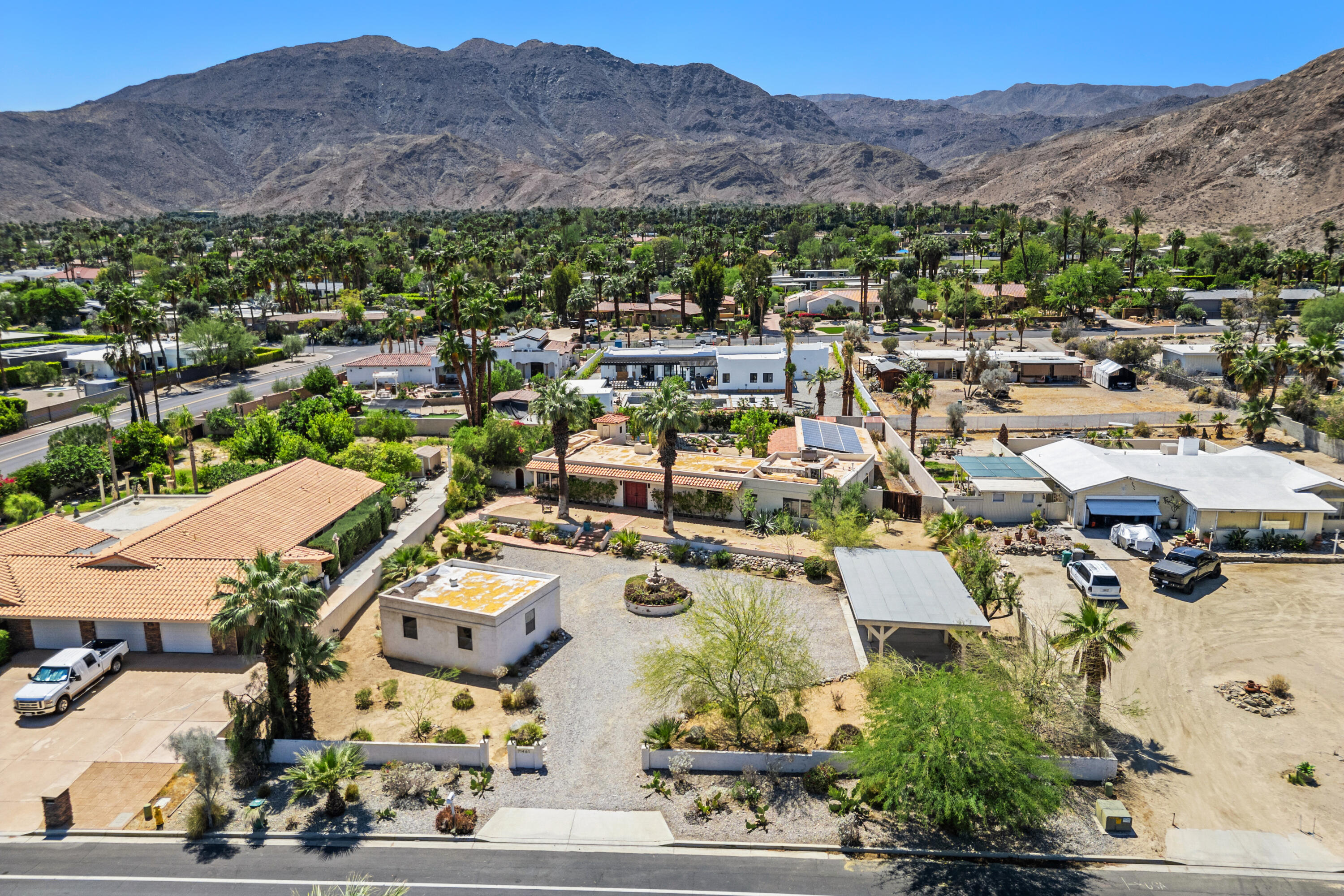 71461 Sahara Road — photo