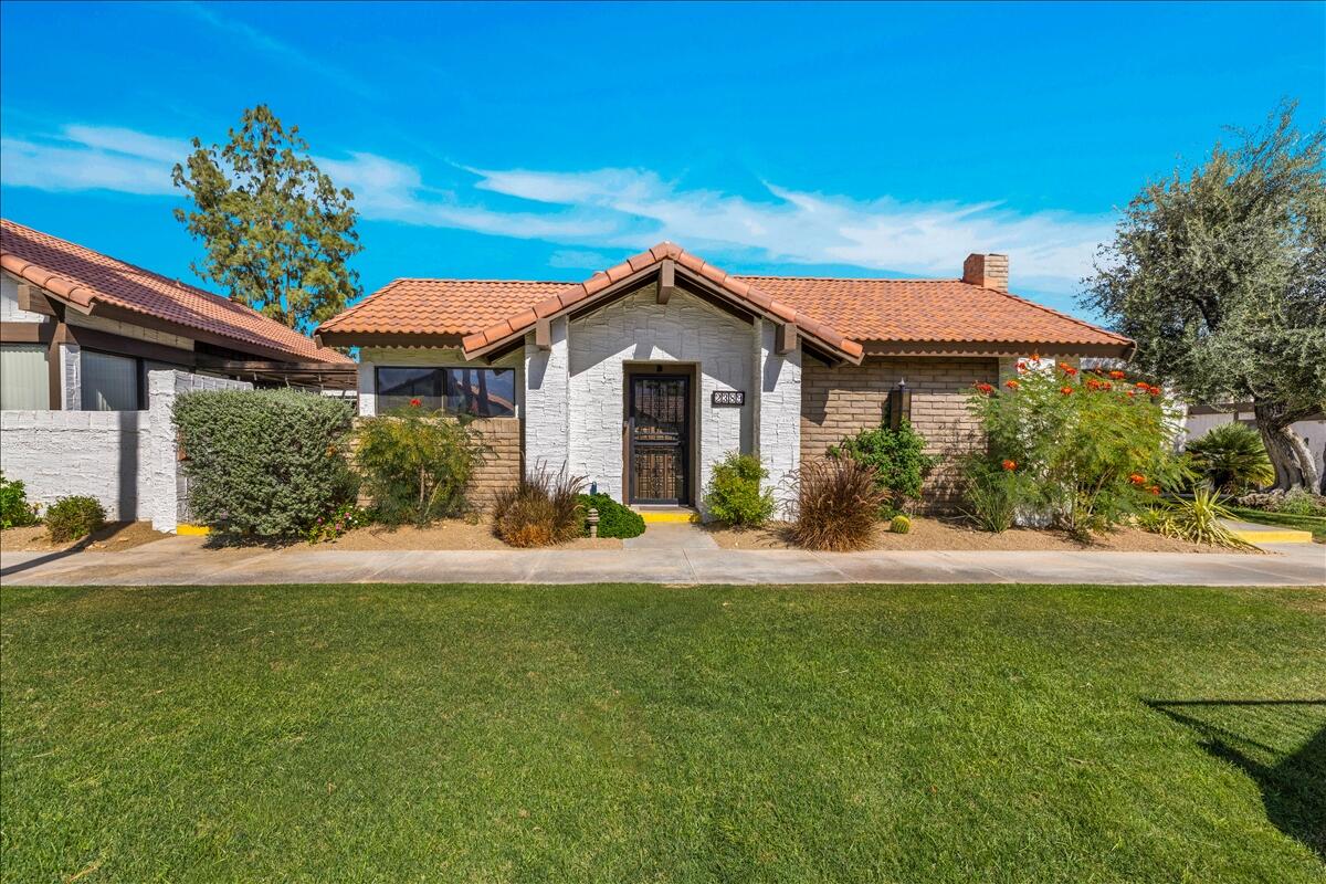 2389 E Miramonte Circle, B — photo