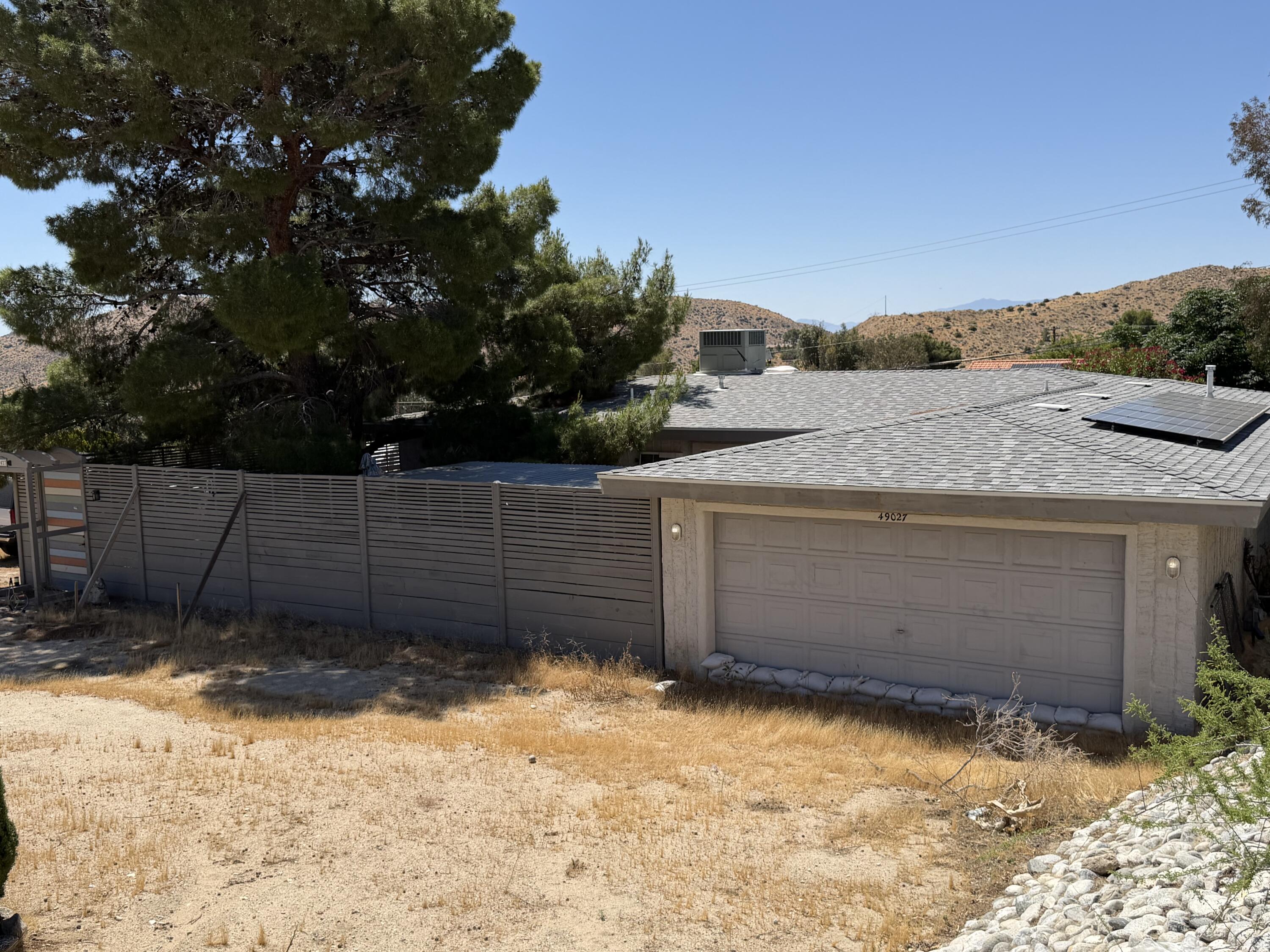 49027 Hibiscus Drive — photo