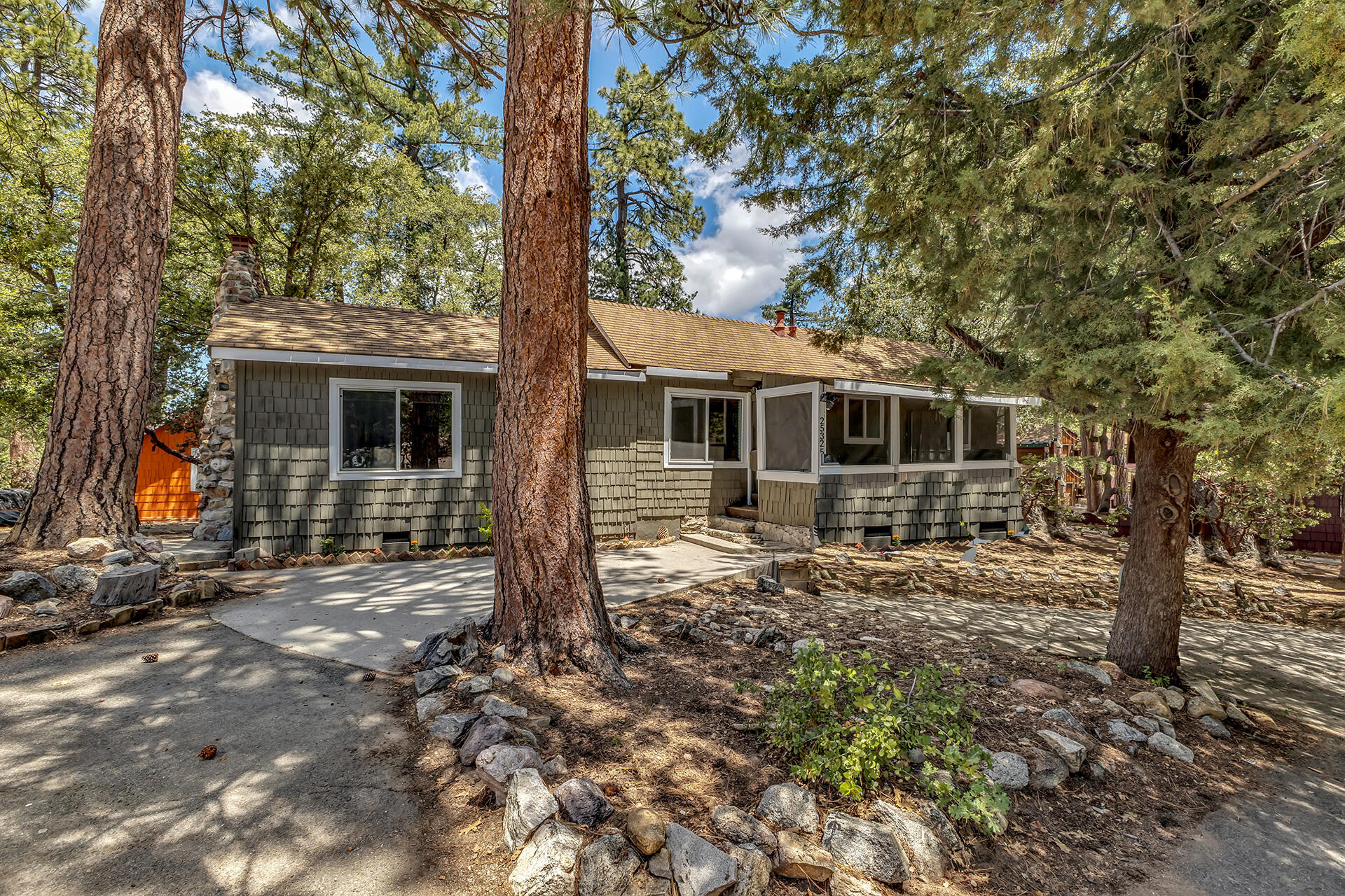 25325 Marion Ridge Drive — photo