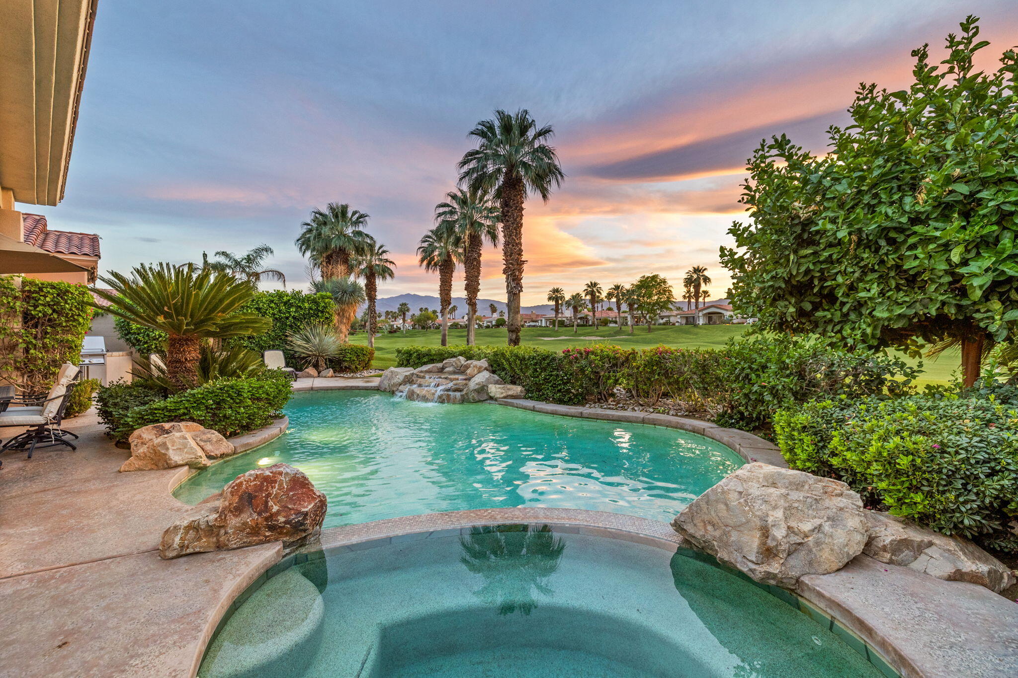 727 Arrowhead Drive — photo