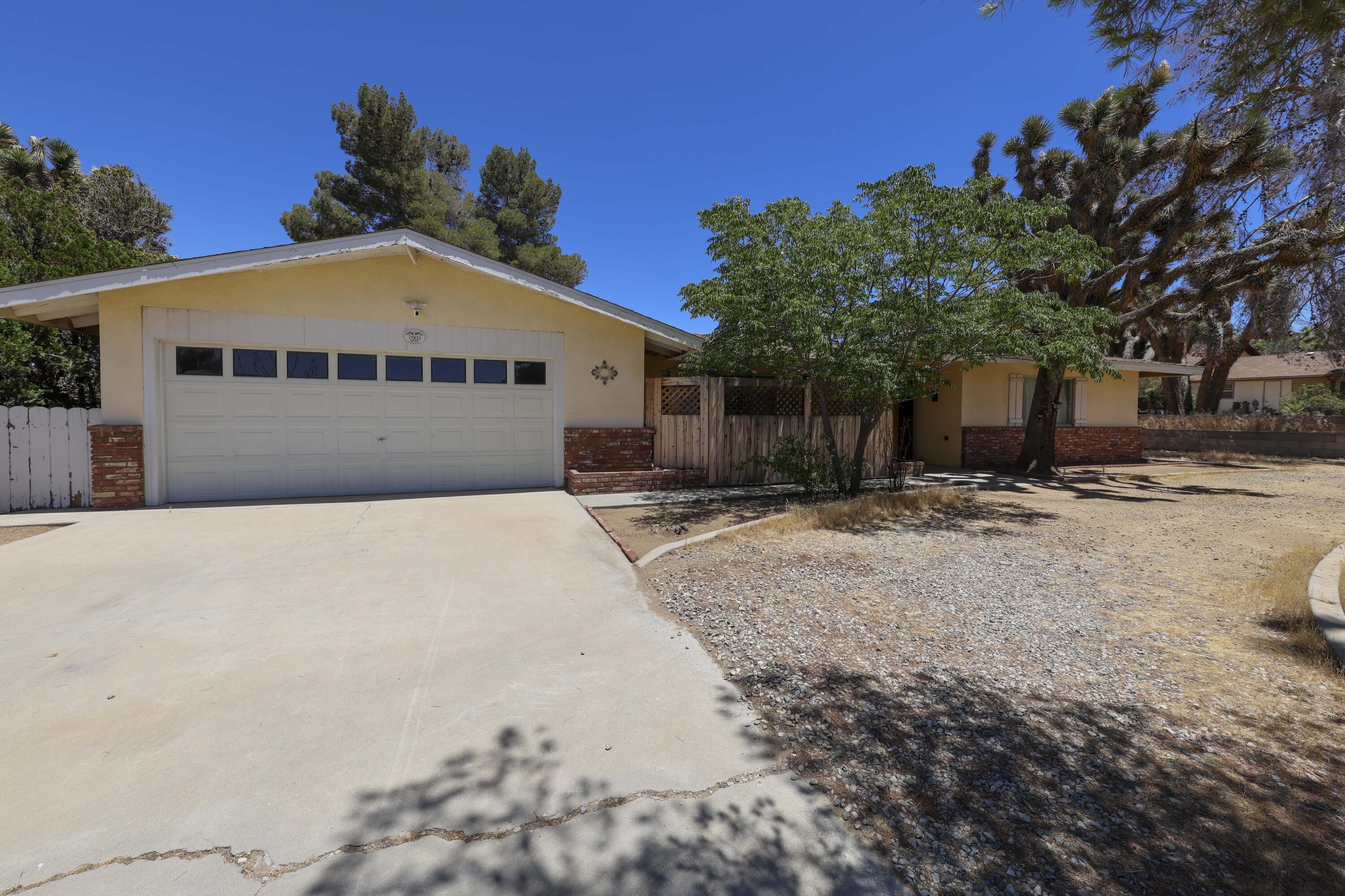 7603 Fox Trail — photo